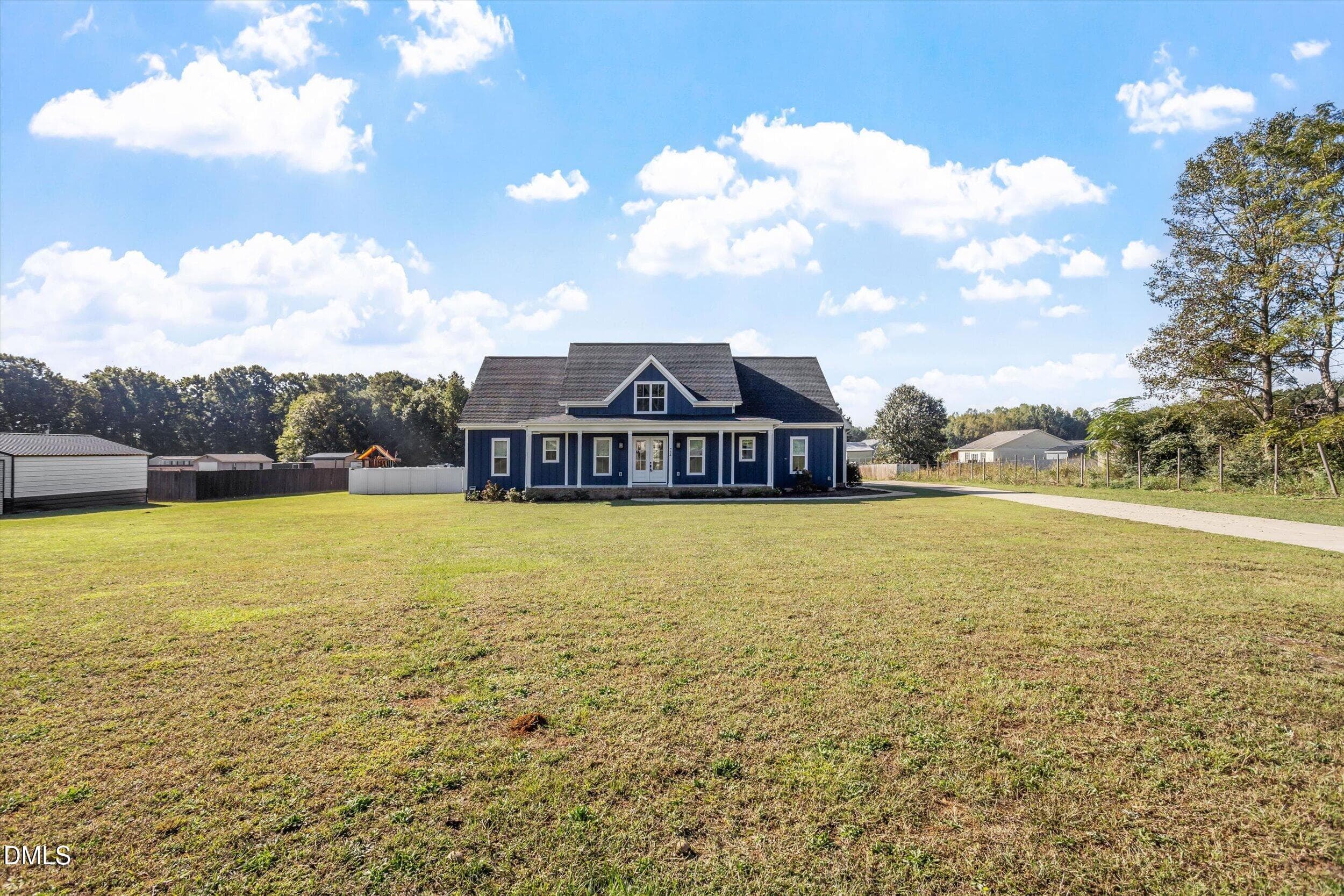 Large Flat Front Yar - 724 Simon Road, Middlesex, NC 27557
