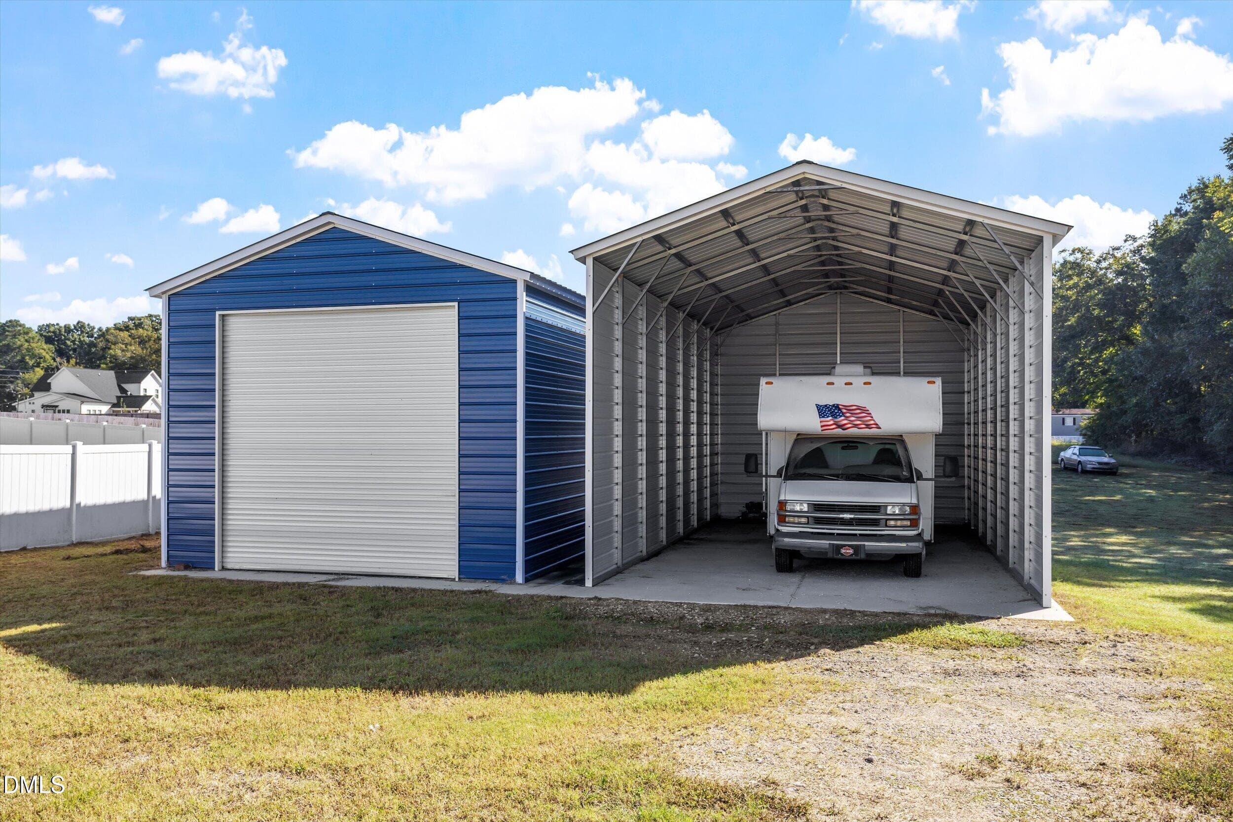 Boat and Camper Storage - 724 Simon Road, Middlesex, NC 27557