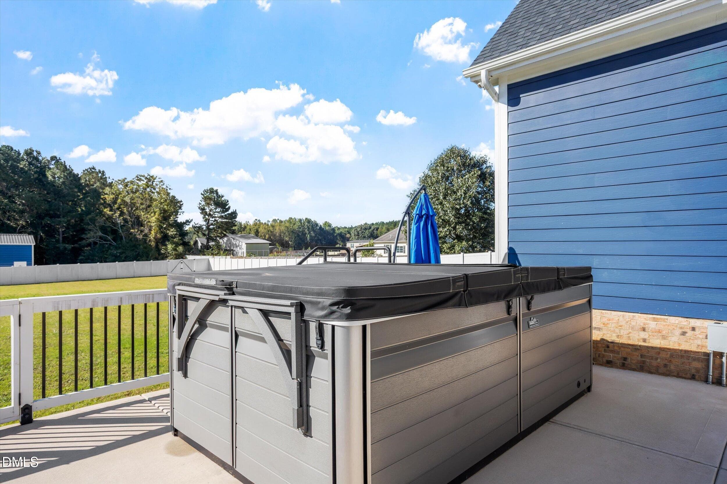 Endless Pool/Spa - 724 Simon Road, Middlesex, NC 27557