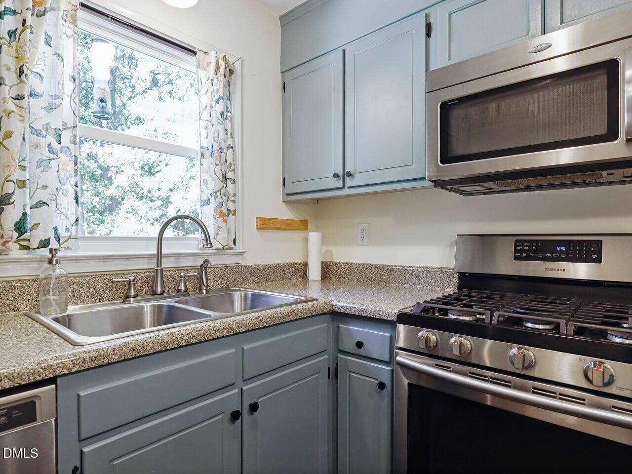 012-1280x960-kitchen - 5502 Pelham Road, Durham, NC 27713