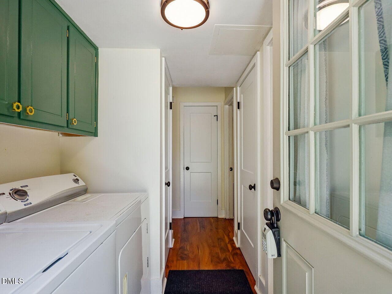 025-1280x960-laundry-mudroom - 5502 Pelham Road, Durham, NC 27713