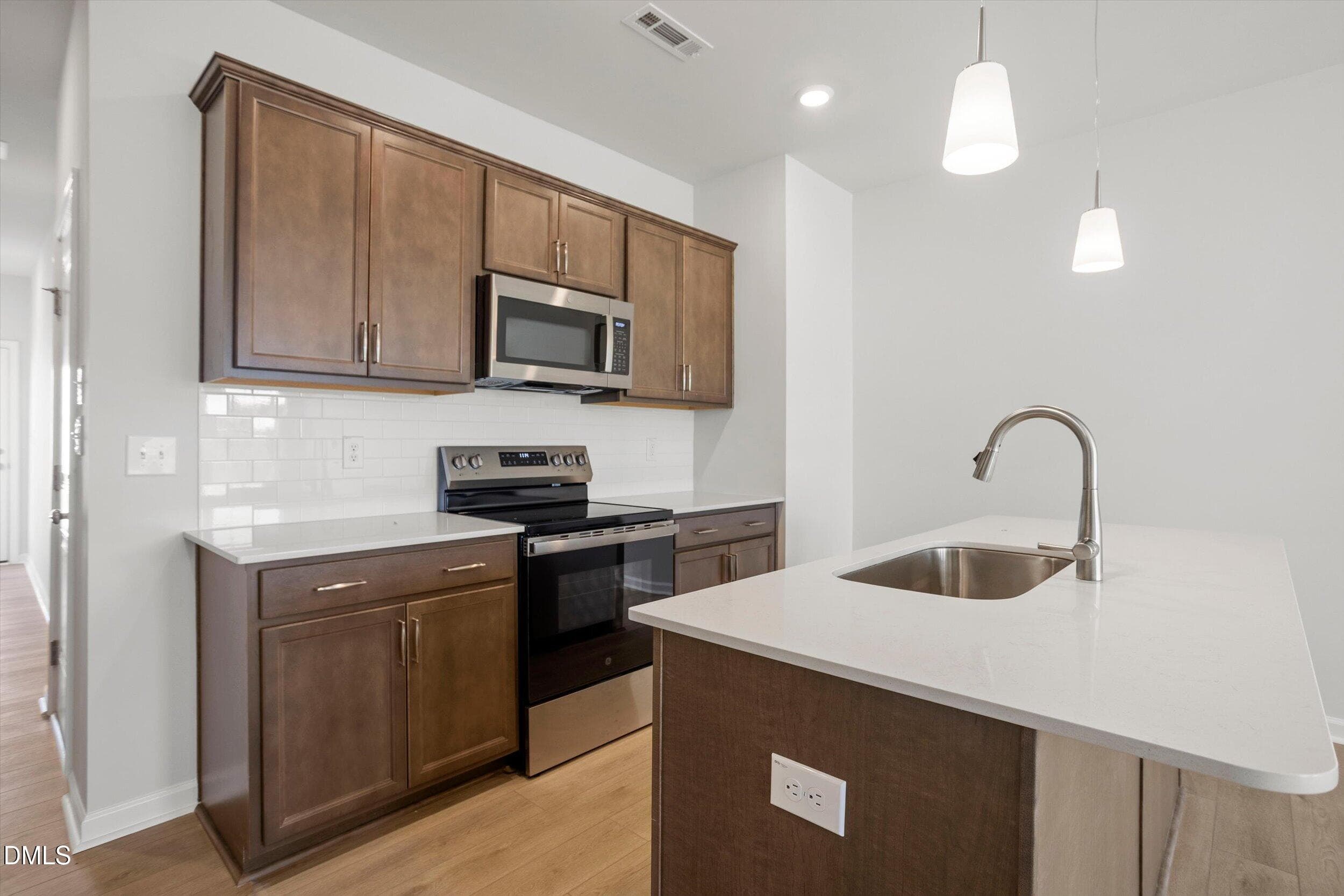 FMWeb07 - 108 Wood Aster Way 305, Garner, NC 27529, Garner