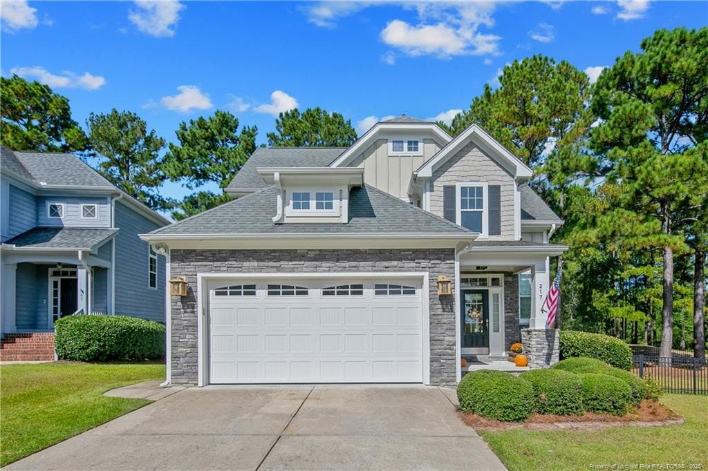 Photo 2 - 217 Lamplighter Way, Spring Lake, NC 28390, Spring Lake