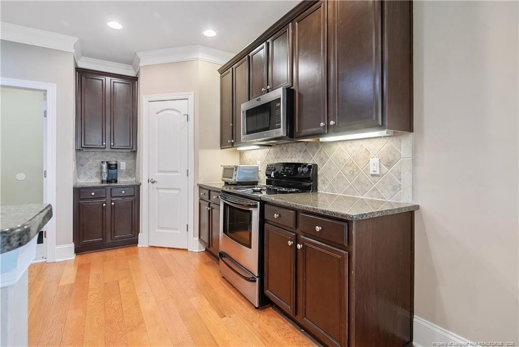 Photo 16 - 217 Lamplighter Way, Spring Lake, NC 28390