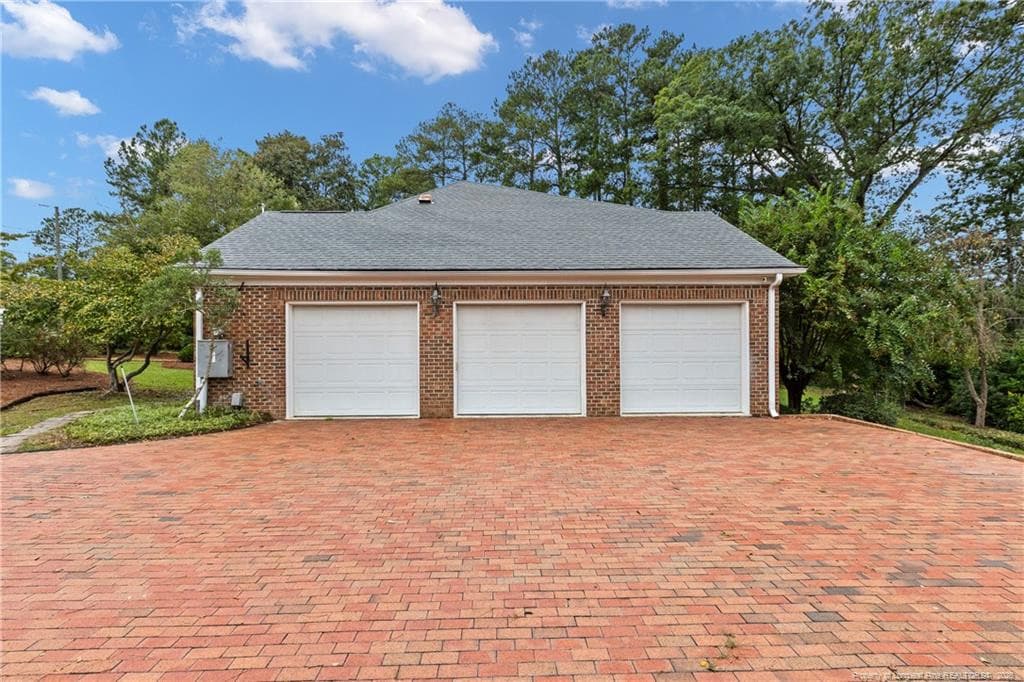 Photo 4 - 2728 Bennington Road, Fayetteville, NC 28303, Fayetteville