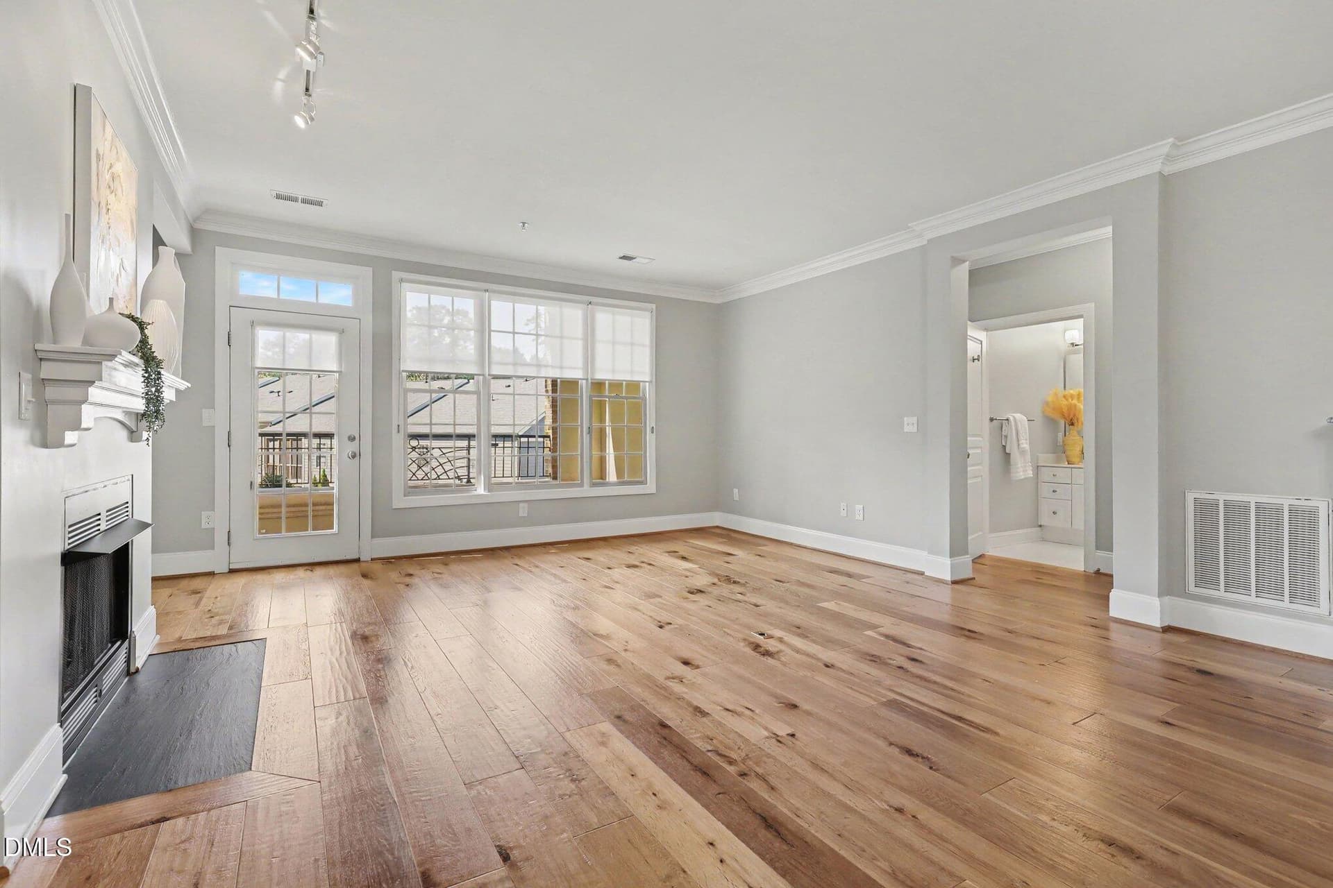 Living Room - 3920 Essex Garden Lane 204, Raleigh, NC 27612
