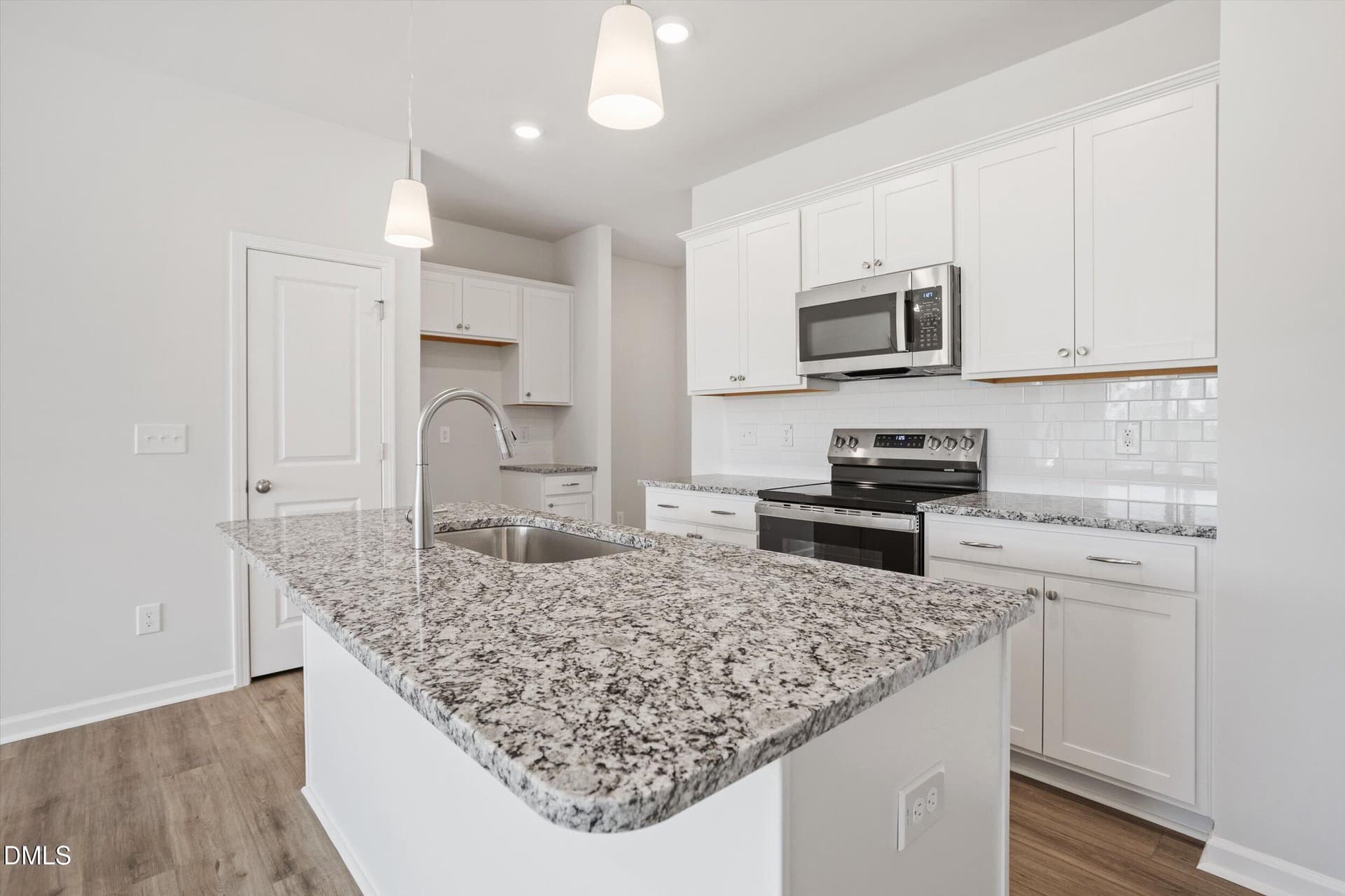FMWeb11 - 112 Wood Aster Way 306, Garner, NC 27529