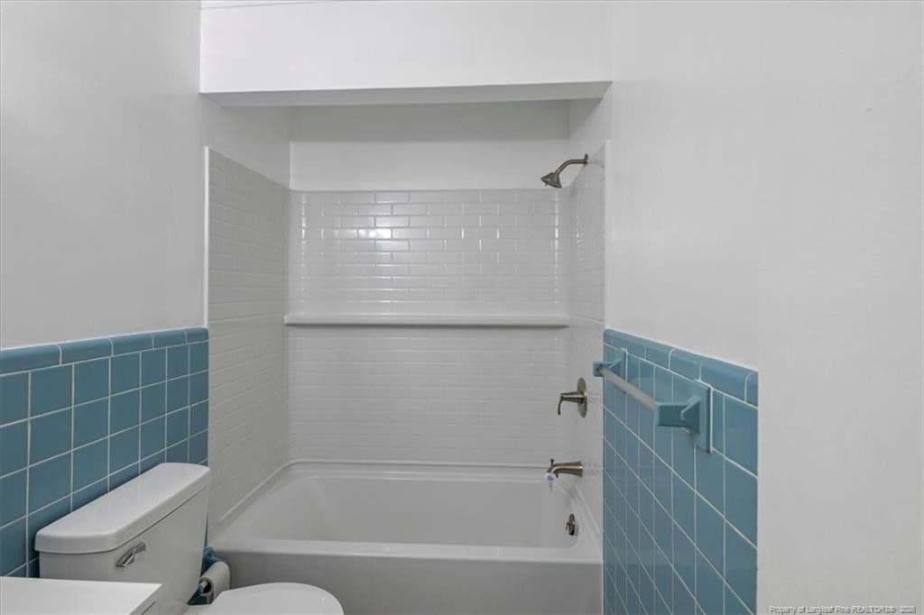 Photo 13 - 113 Lakeview Drive, Red Springs, NC 28377