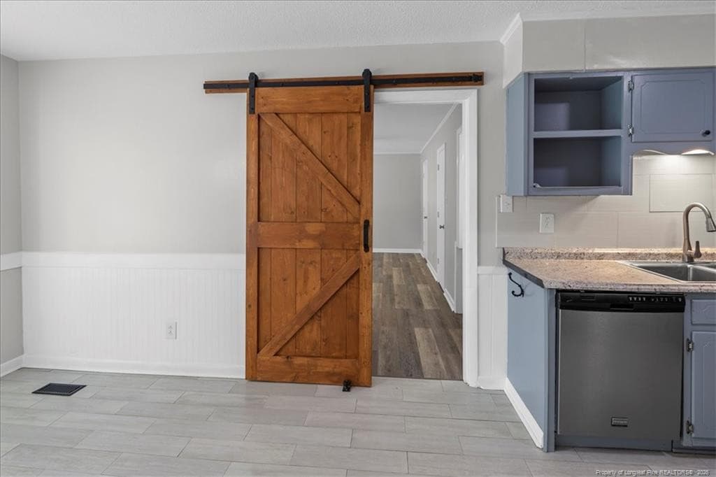 Photo 27 - 113 Lakeview Drive, Red Springs, NC 28377