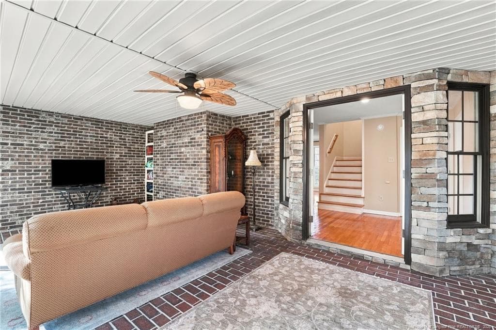 Photo 17 - 5199 Tobacco Road, Orrum, NC 28369