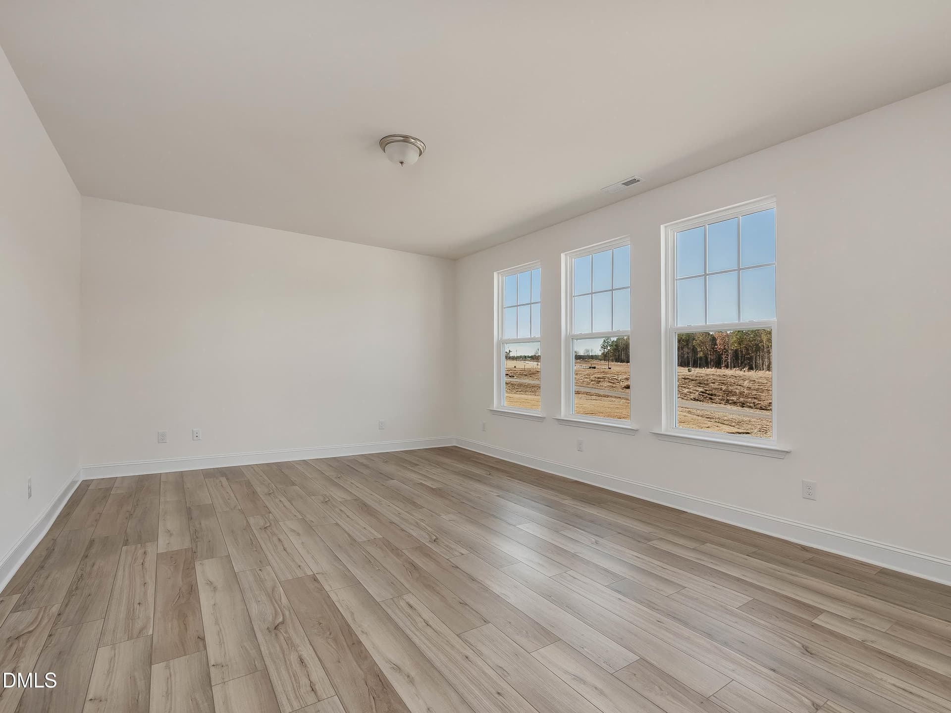 Family Room - 1404 Briar Brook Lane, Zebulon, NC 27597