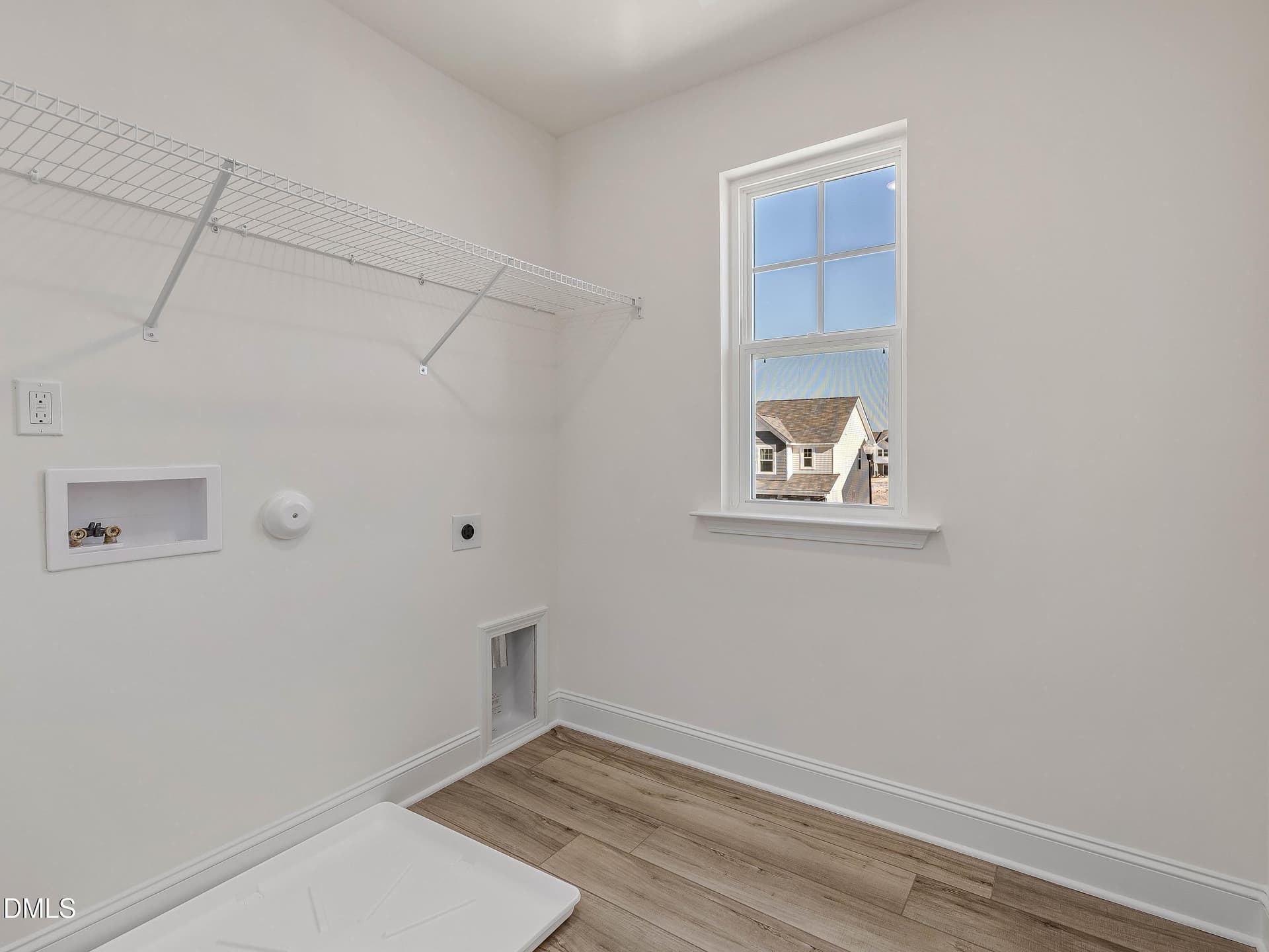 Laundry - 1404 Briar Brook Lane, Zebulon, NC 27597