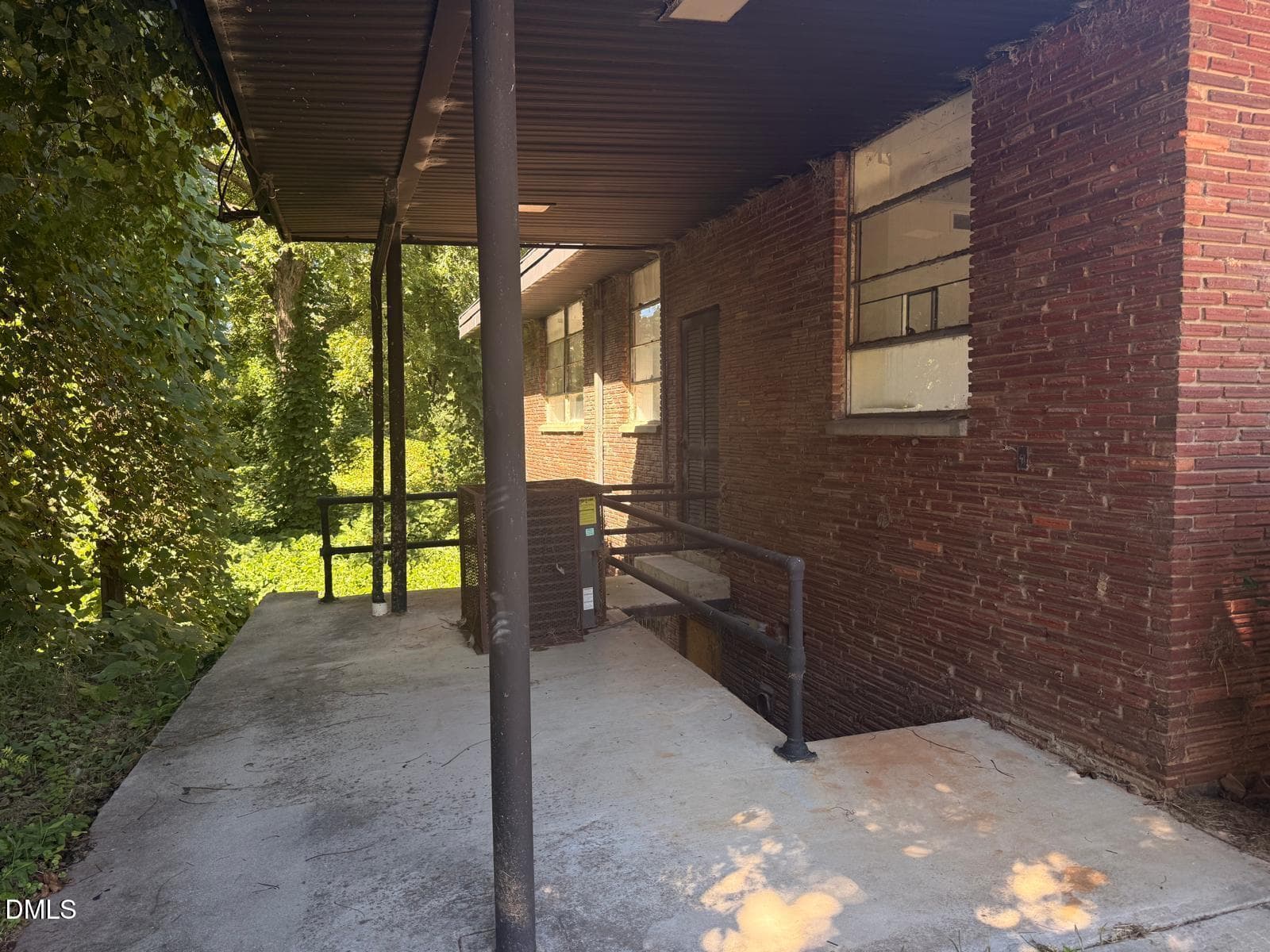 Side of Structure - 508 S Chestnut Street, Henderson, NC 27536