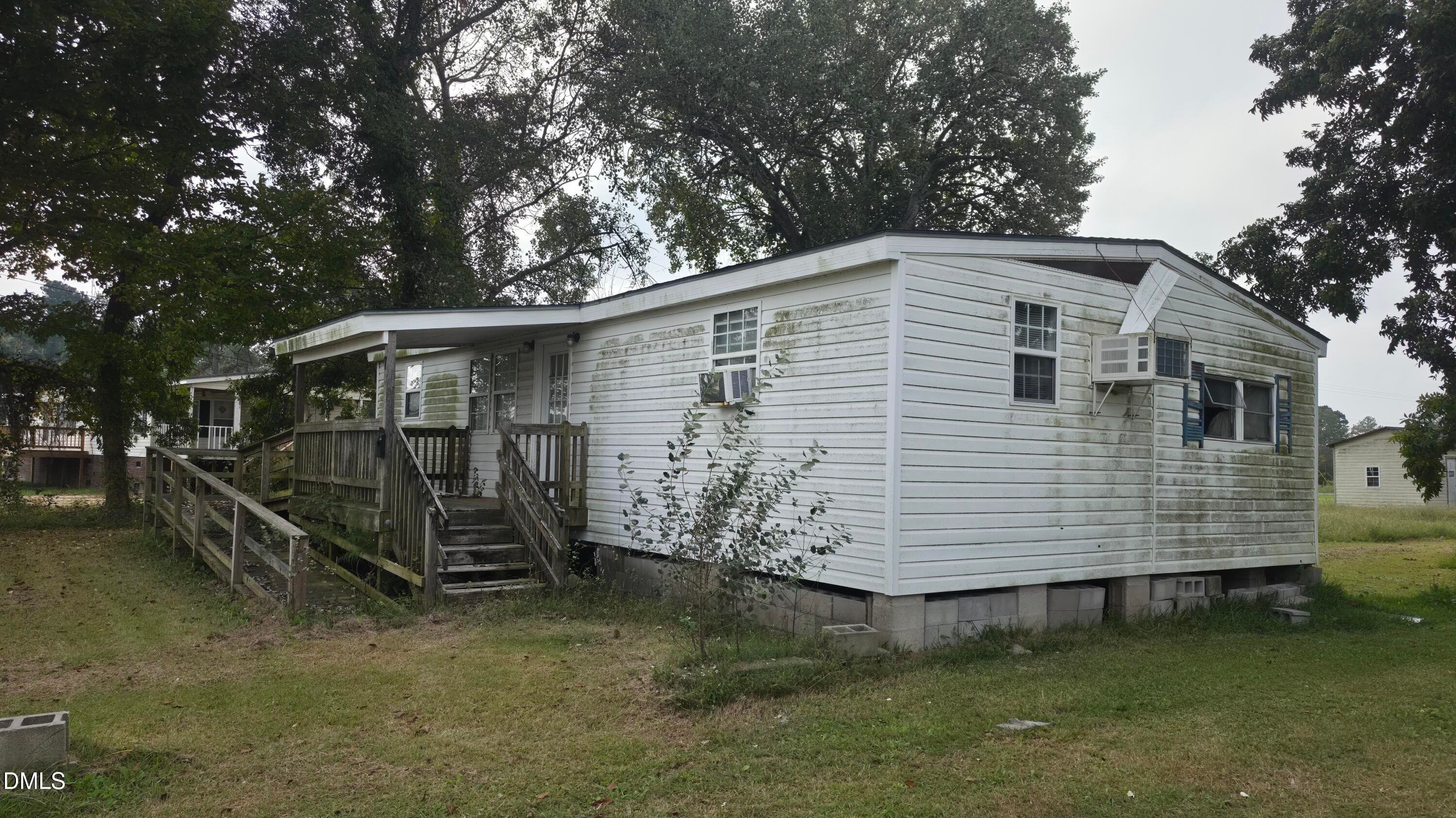 1975 Mobile home - 773 W Old County Road, Belhaven, NC 27810