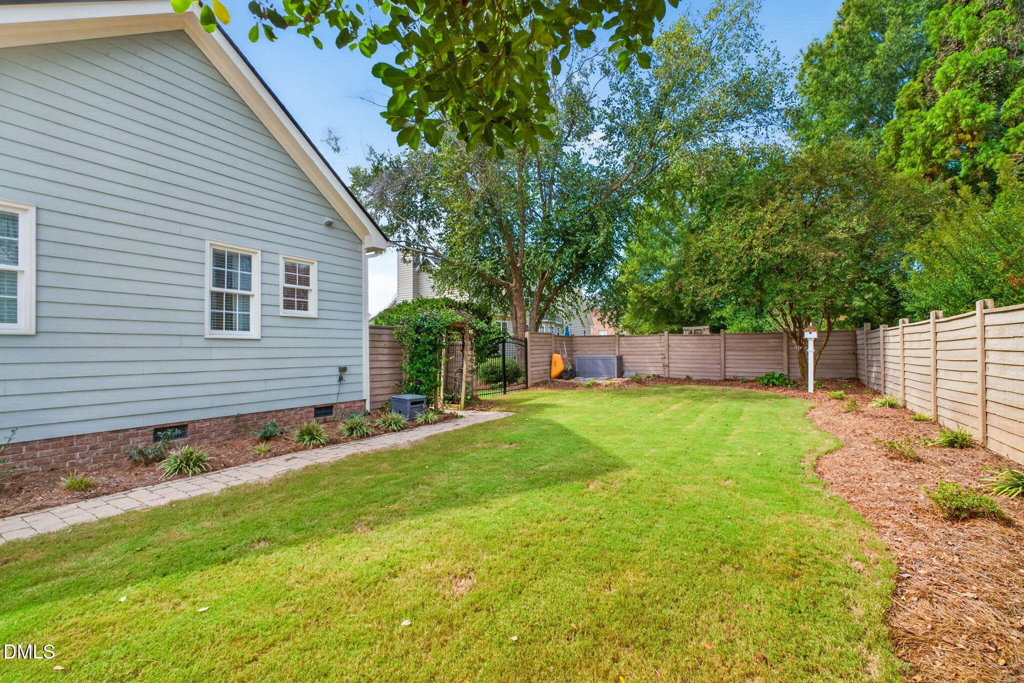 72-web-or-mls-DSC05906 - 106 Windsor Drive, Dunn, NC 28334