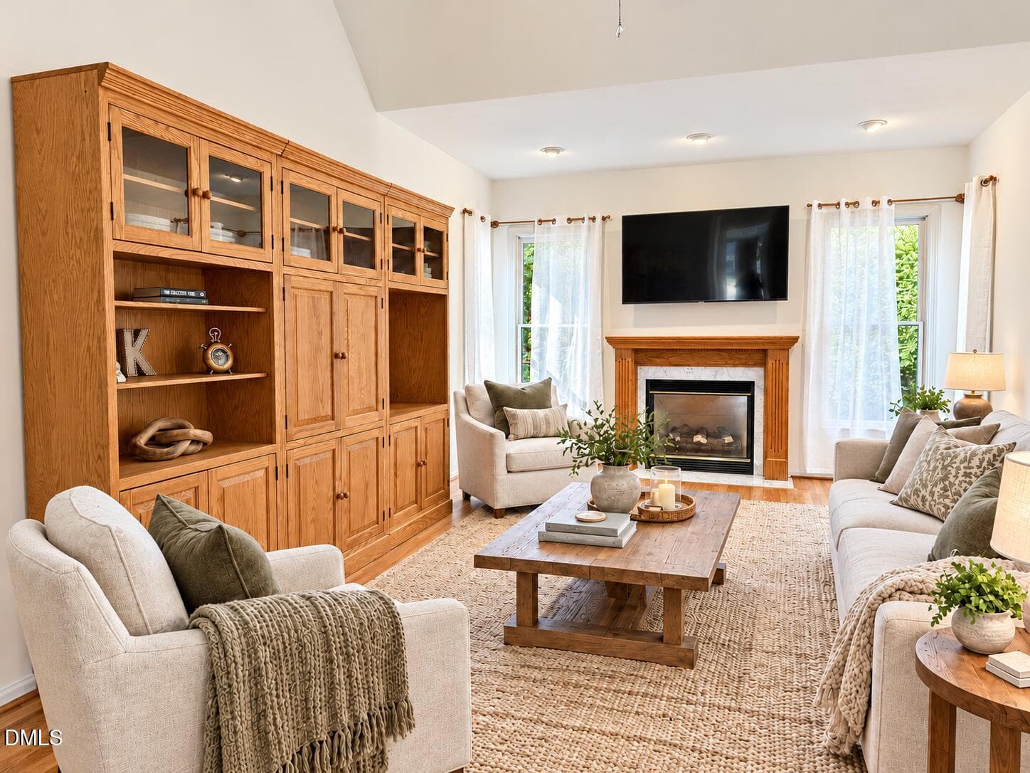 Beautiful Living Room - 4925 Old Millcrest Court, Raleigh, NC 27609