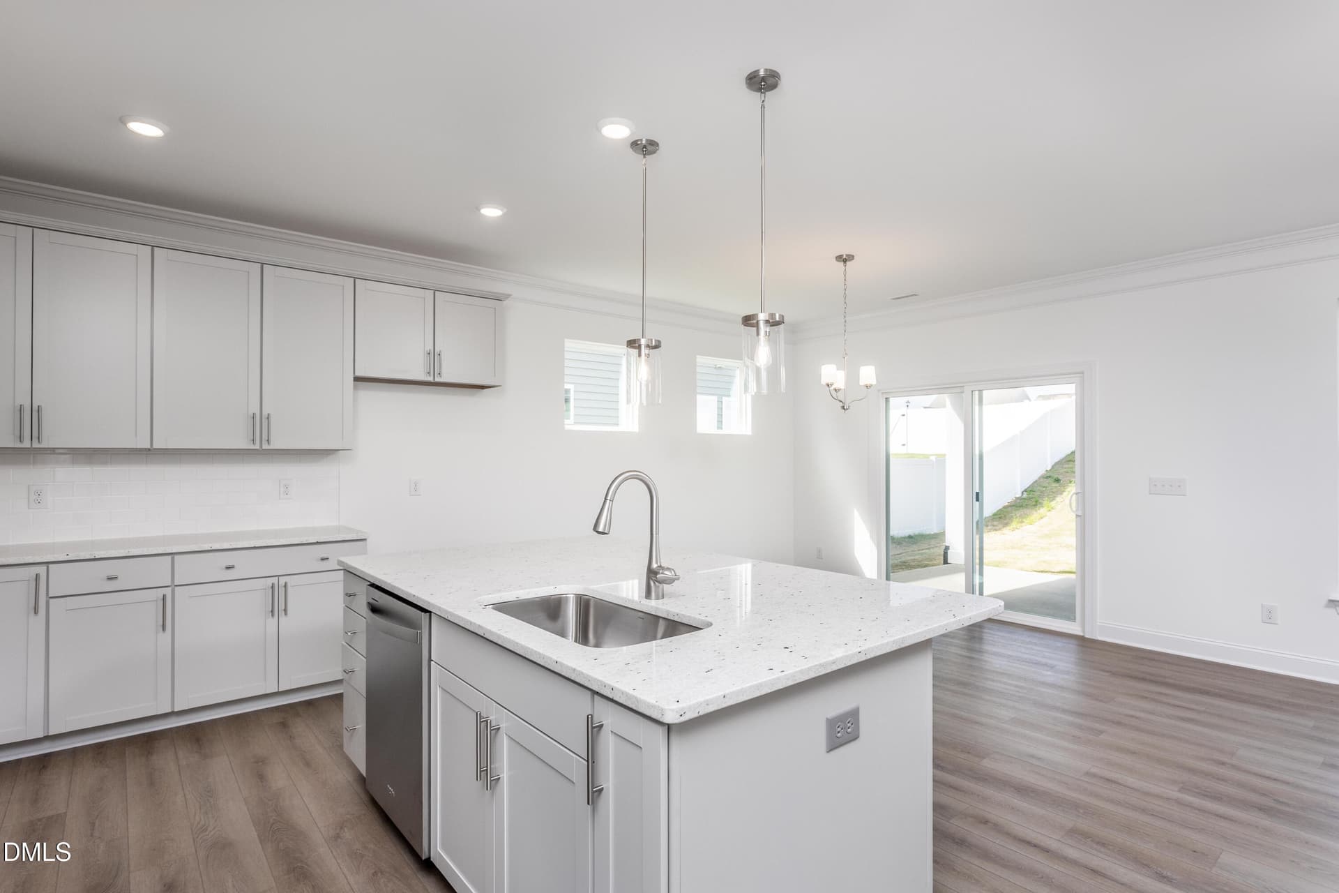 Dining Nook - 491 Highview Drive 20, Benson, NC 27504