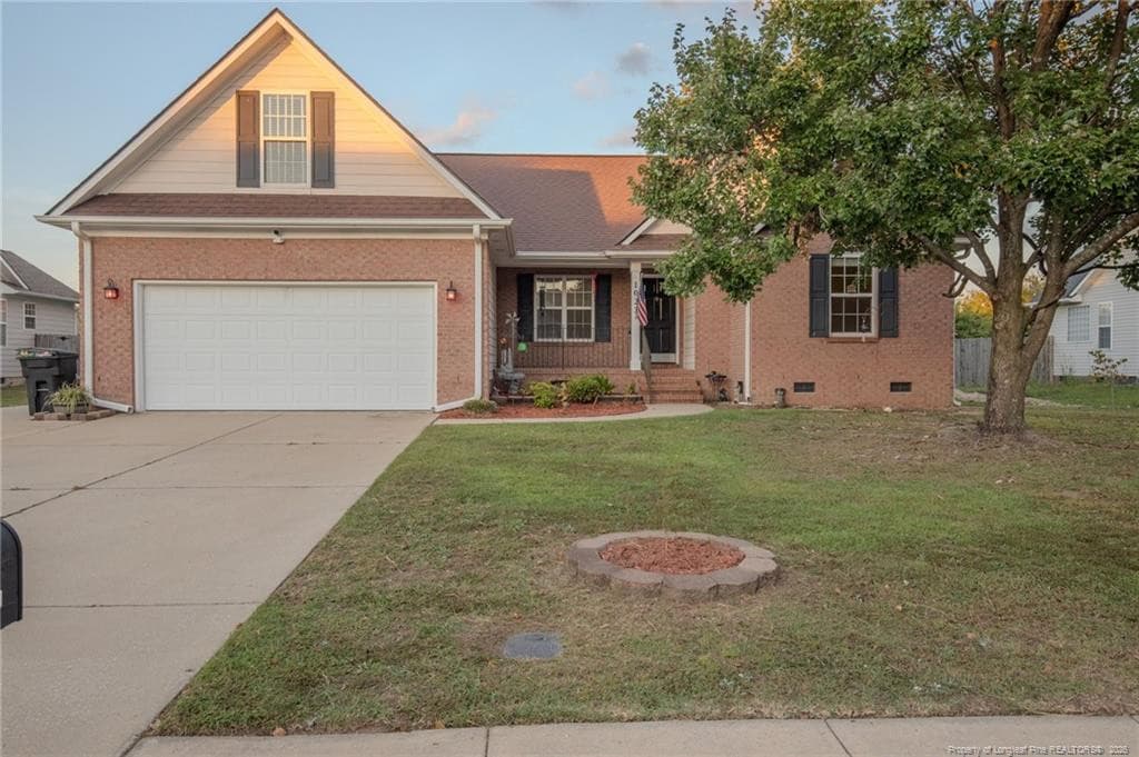 1023 Canter Lane, Hope Mills, NC 28348