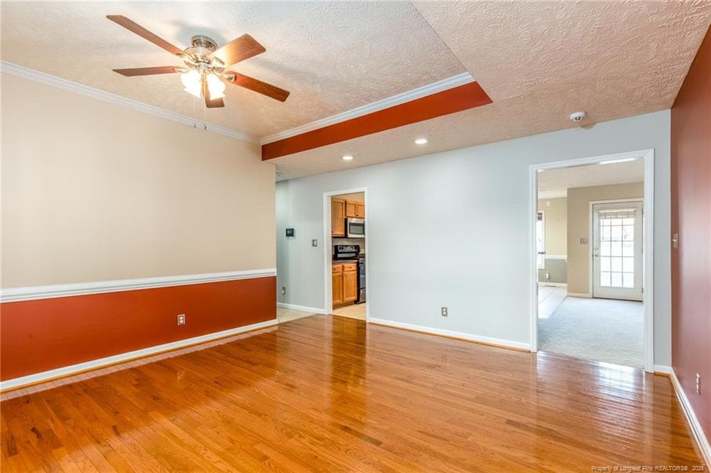 Photo 5 - 1023 Canter Lane, Hope Mills, NC 28348