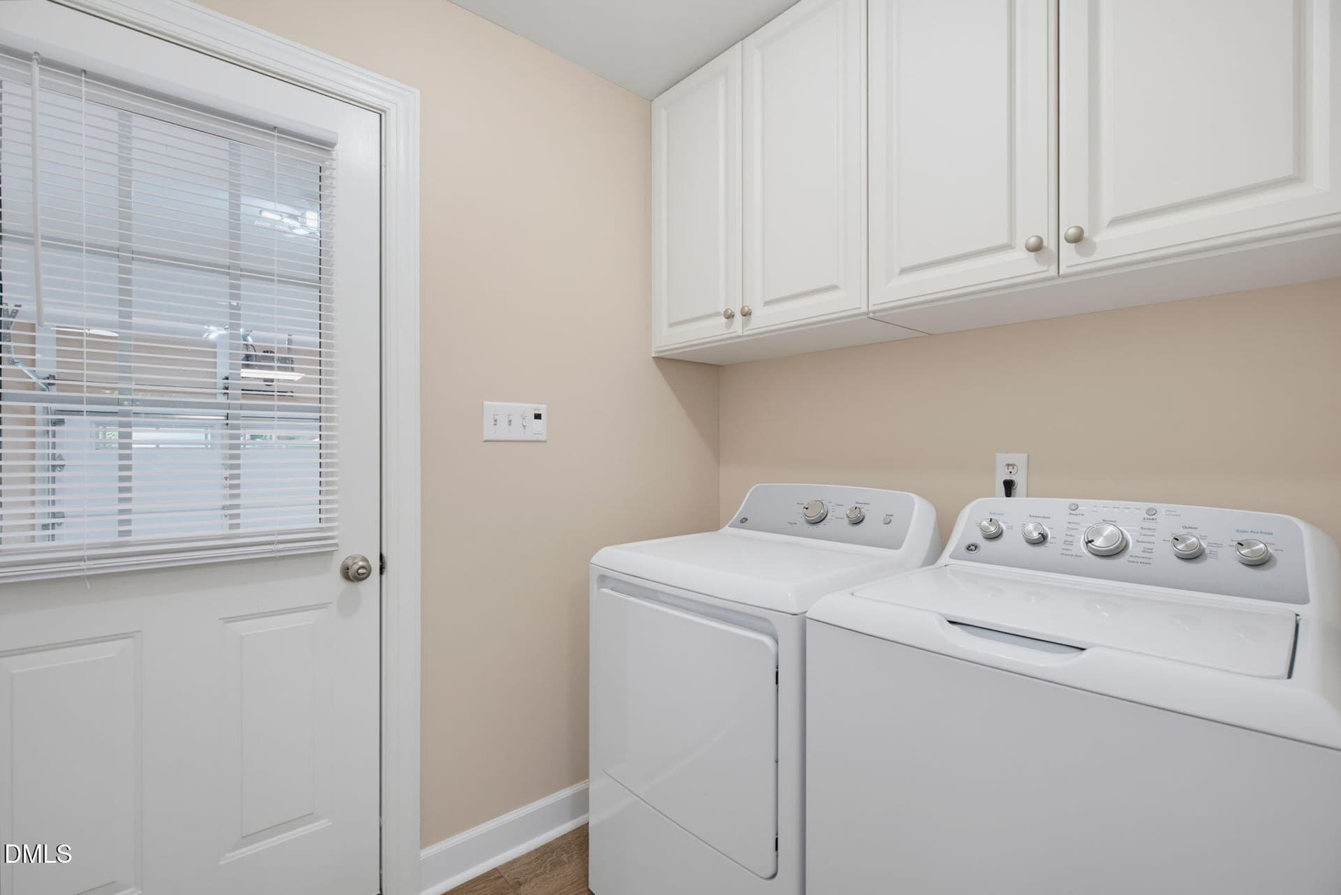 45-web-or-mls-100 Caymus Ct-45 - 100 Caymus Court, Cary, NC 27519