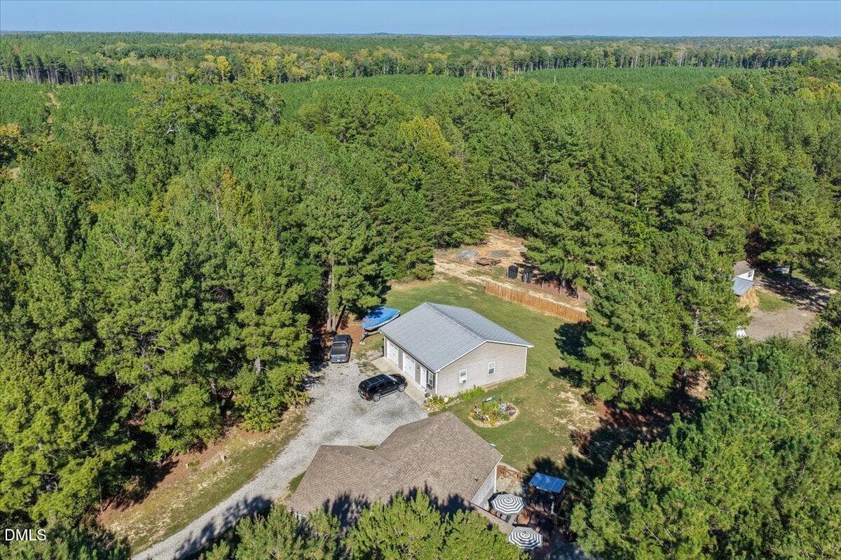 02-DJI_20261007153559_0342_D.jpg - 4174 J I Oakes Road, Bullock, NC 27507