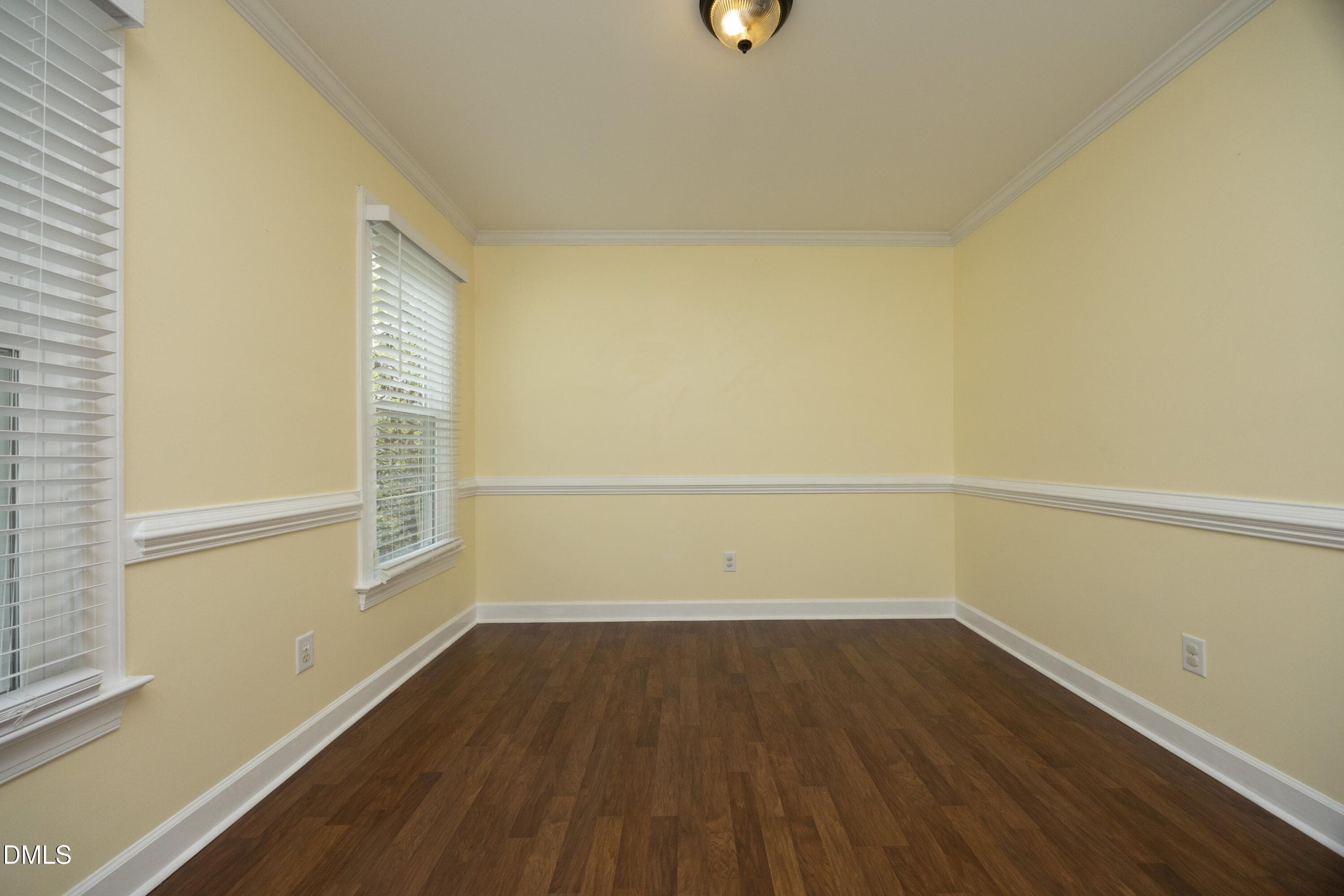 15Dining - 4204 Nectarine Drive, Raleigh, NC 27616