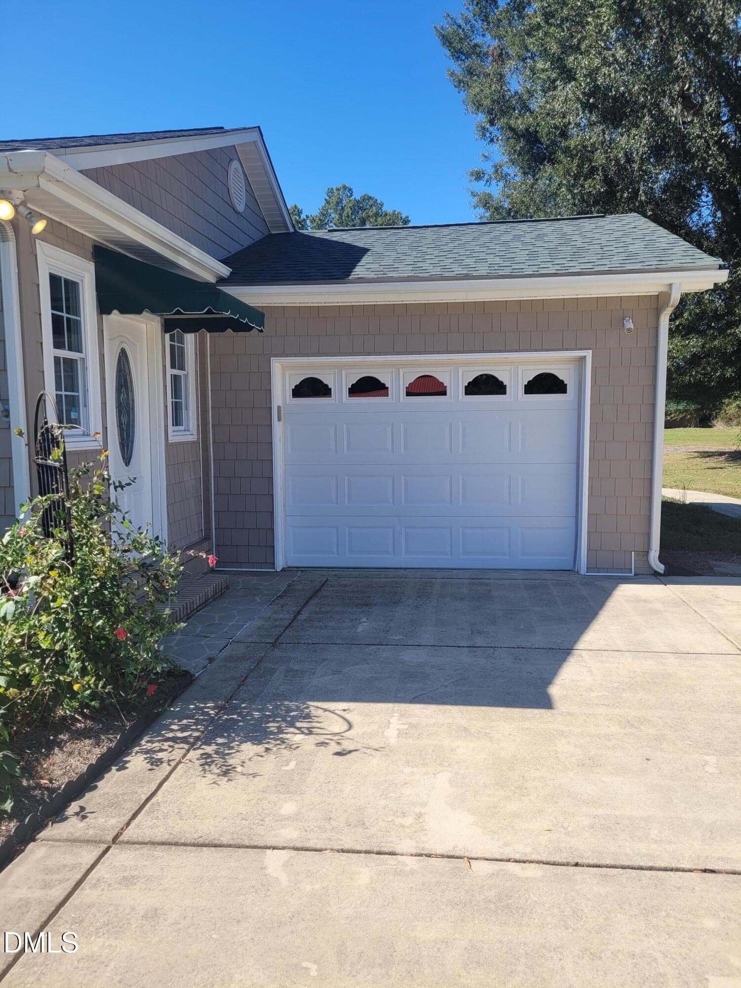 Garage Door - 1782 Chicora Road, Dunn, NC 28334