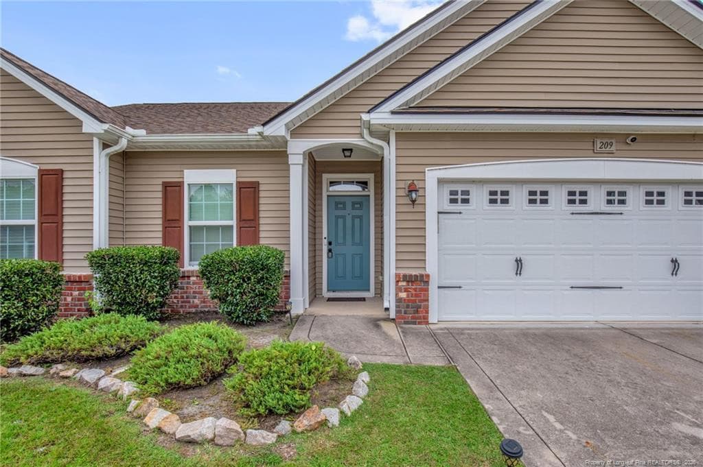 Photo 3 - 209 Meherrin Loop, Raeford, NC 28376