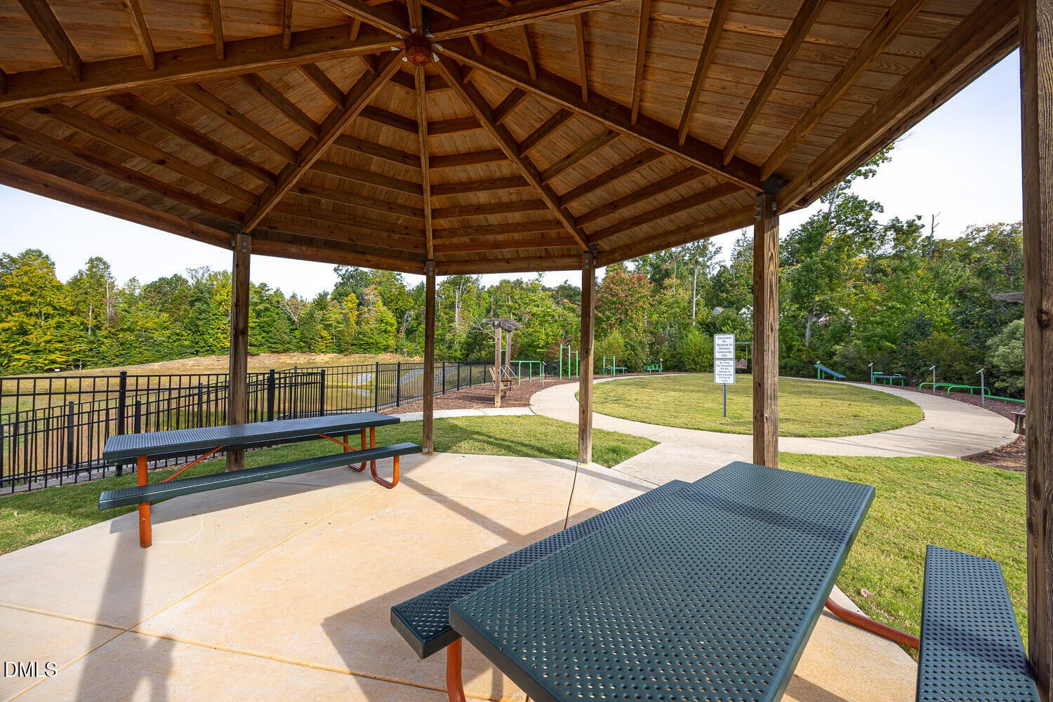 Community Picnic Tables - 718 Great Eno Path, Hillsborough, NC 27278, Hillsborough