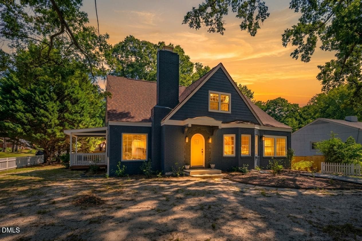 collov-ai_20260929173535_8jbbvi - 2526 N Roxboro Street, Durham, NC 27704