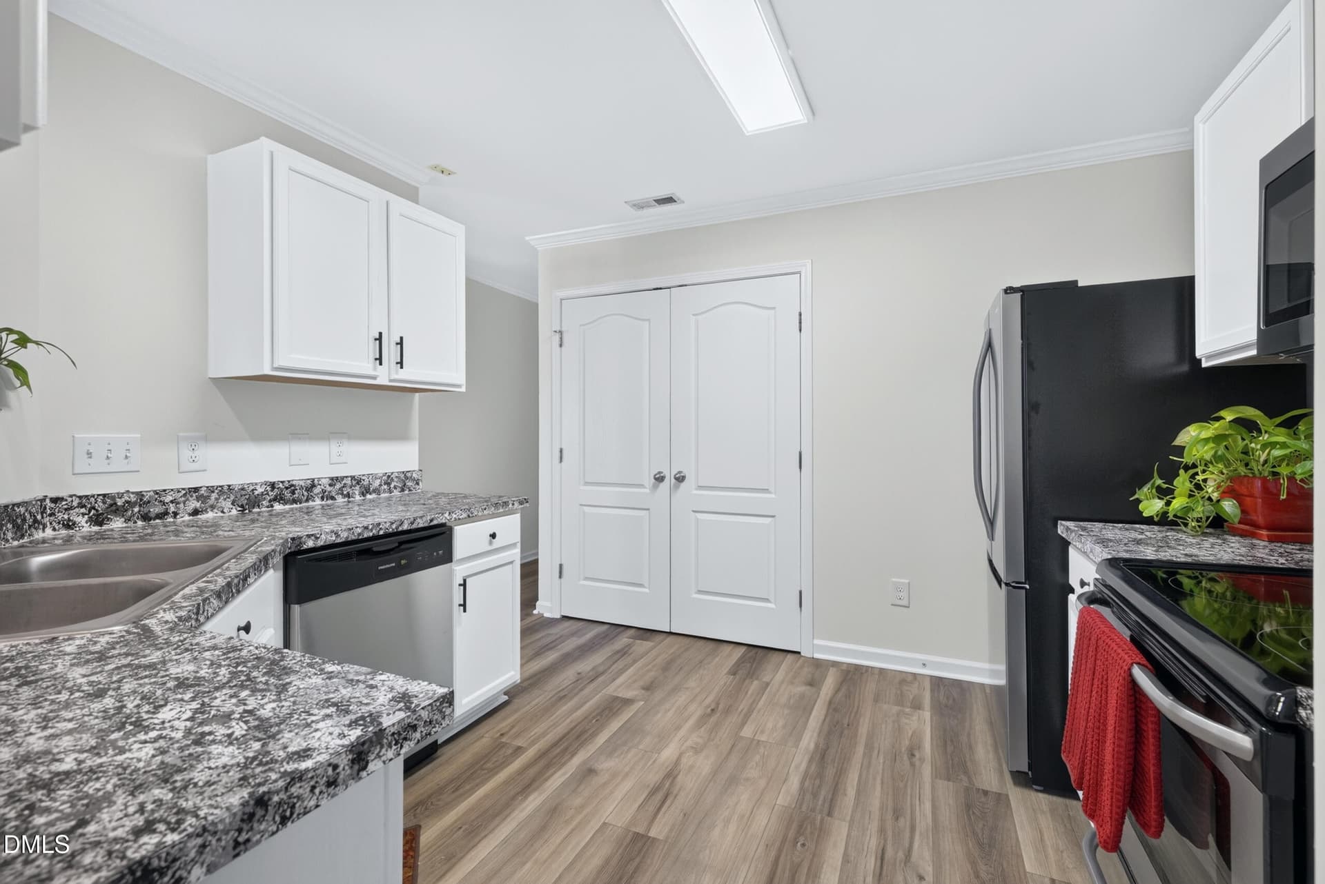 018__B5A1145 - 1734 Great Bend Drive, Durham, NC 27704