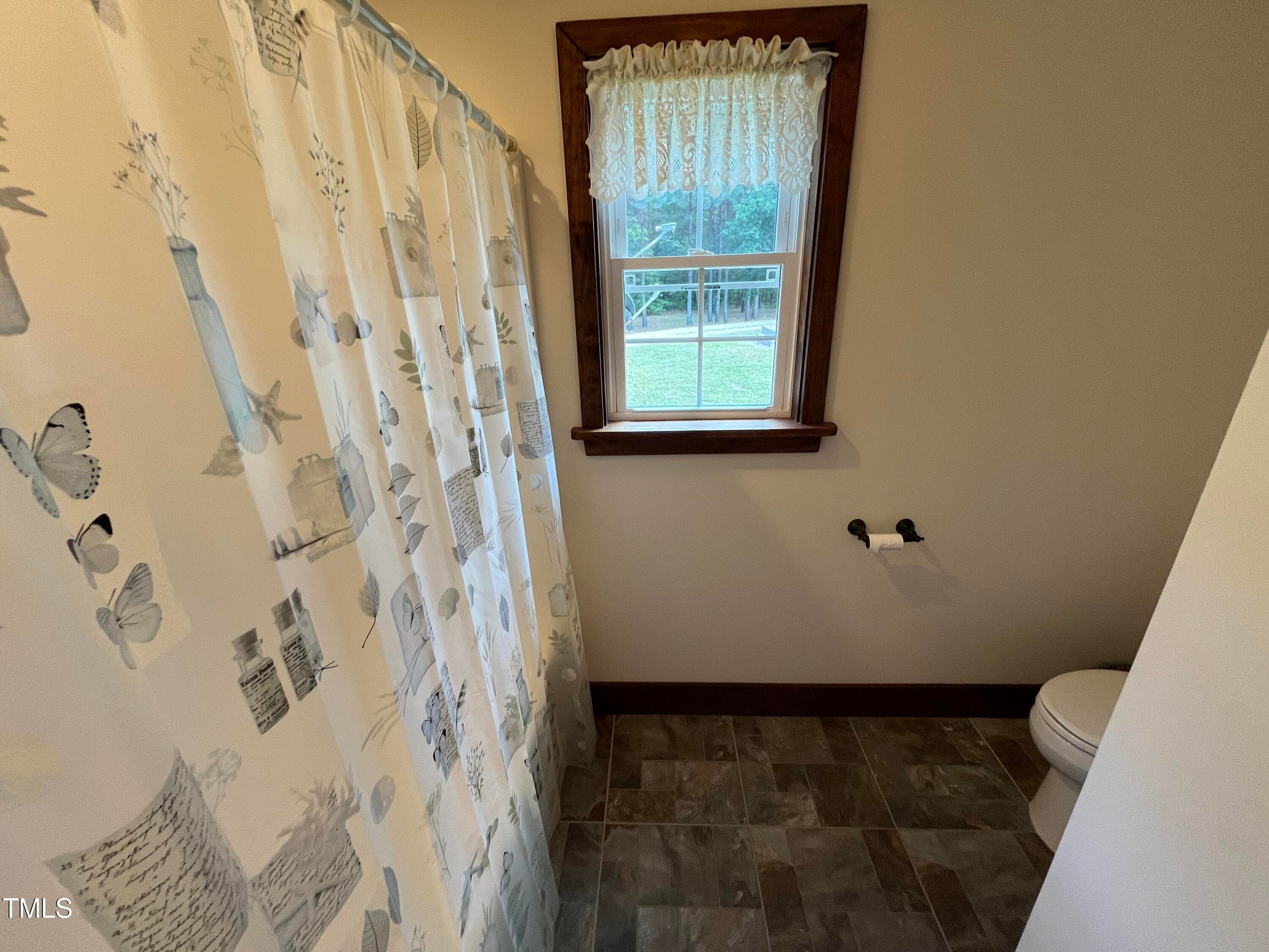 Bath -2483 McNeill Hobbs Rd - 2483 Mcneill Hobbs Road, Bunnlevel, NC 28323