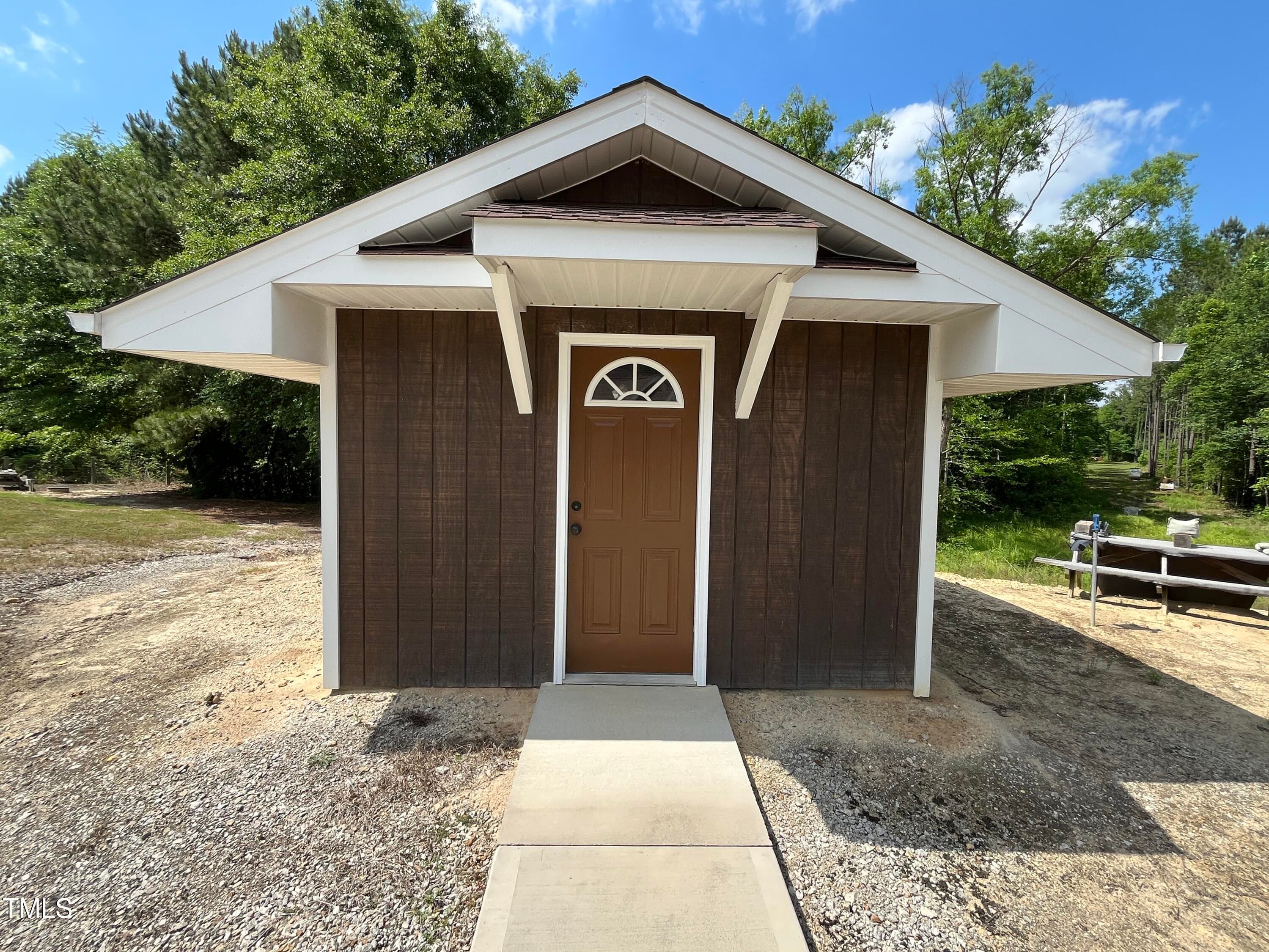 Bath house - 2483 Mcneill Hobbs Road, Bunnlevel, NC 28323