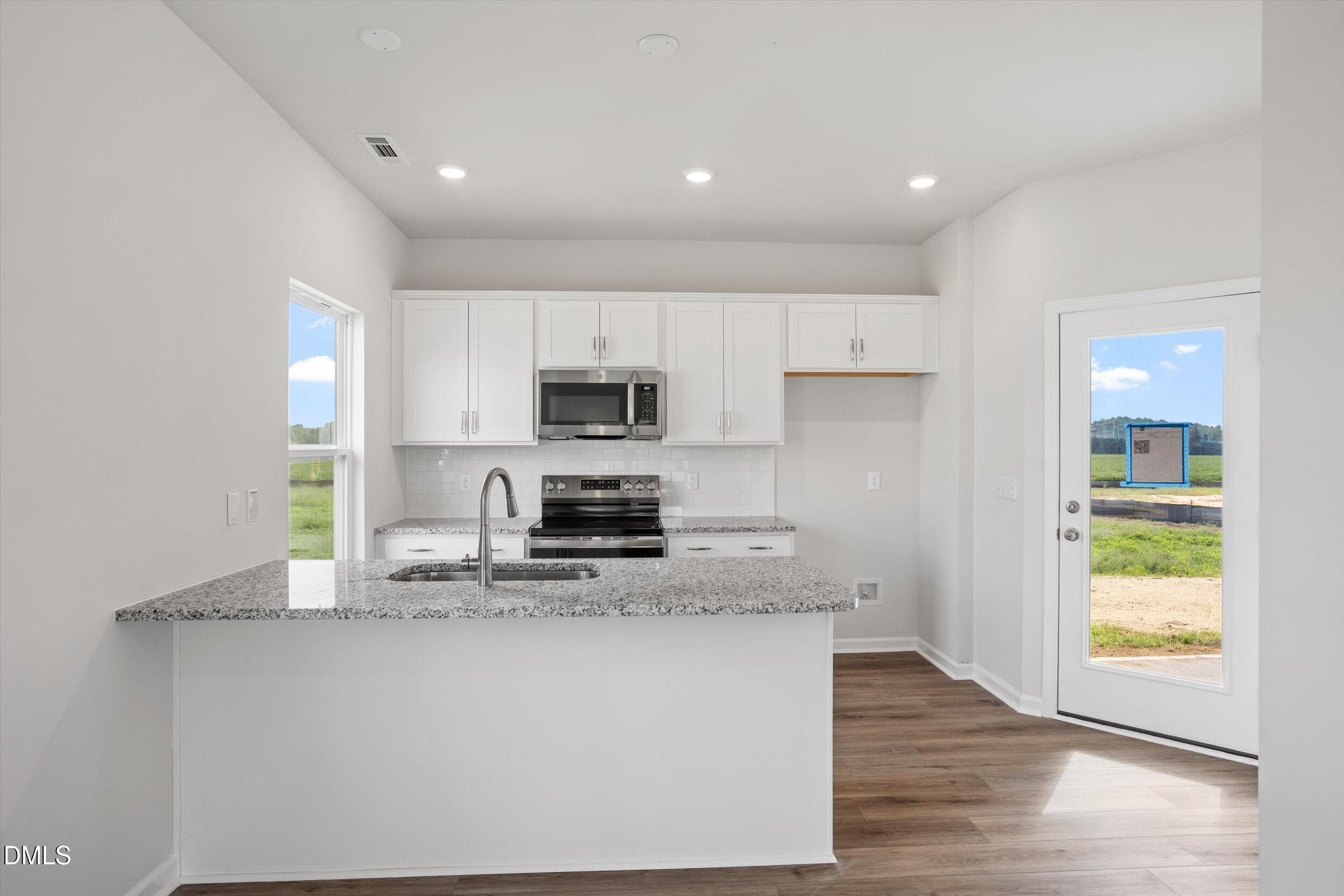 FMWeb10 - 237 Thomas Trail 12, Lillington, NC 27546