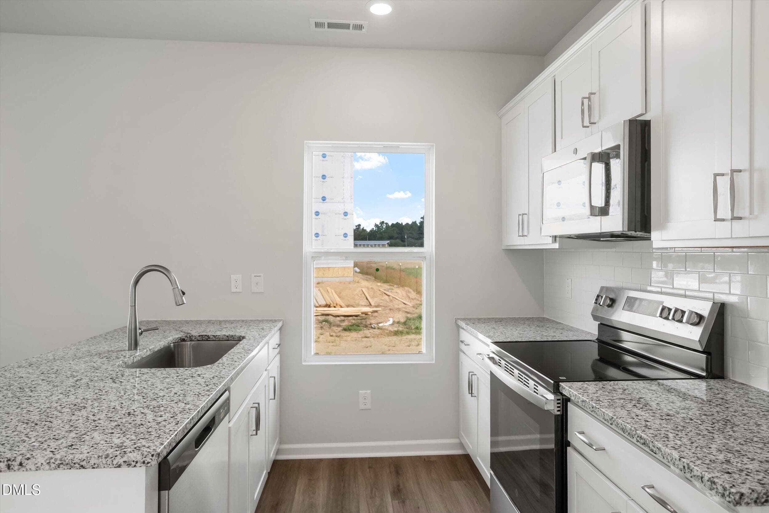 FMWeb13 - 237 Thomas Trail 12, Lillington, NC 27546