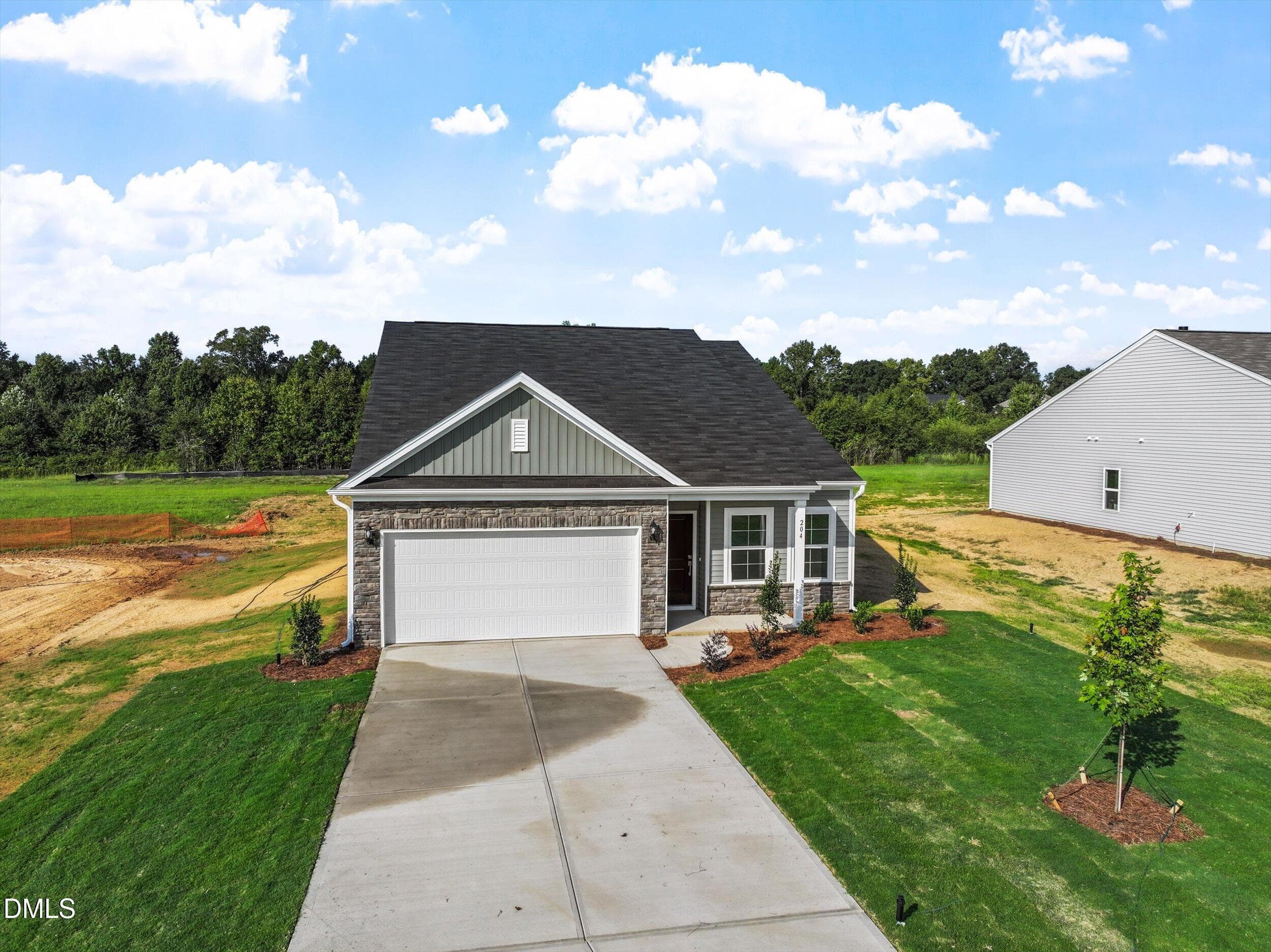FMWeb01 - 204 Thomas Trail 56, Lillington, NC 27546