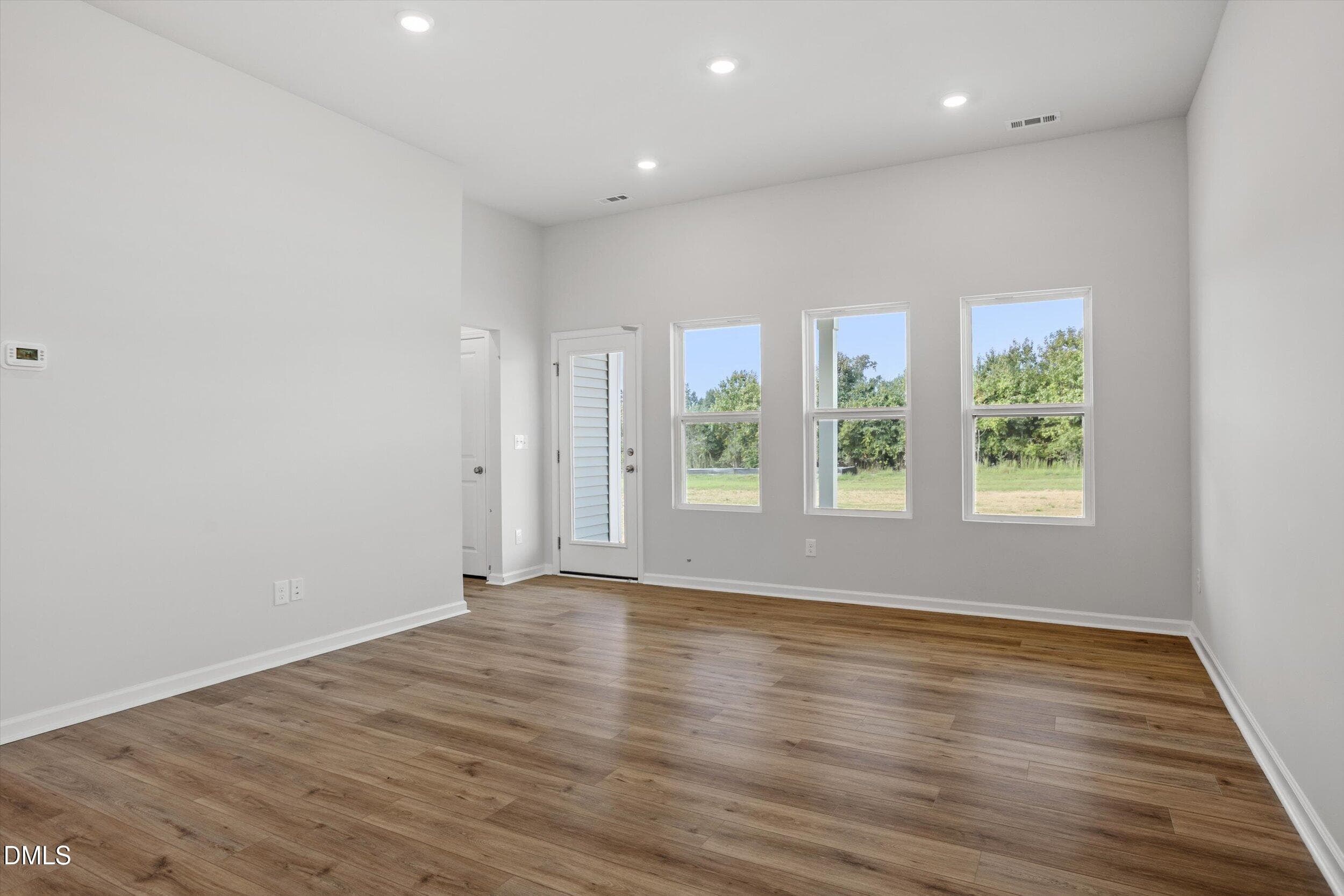 FMWeb07 - 204 Thomas Trail 56, Lillington, NC 27546