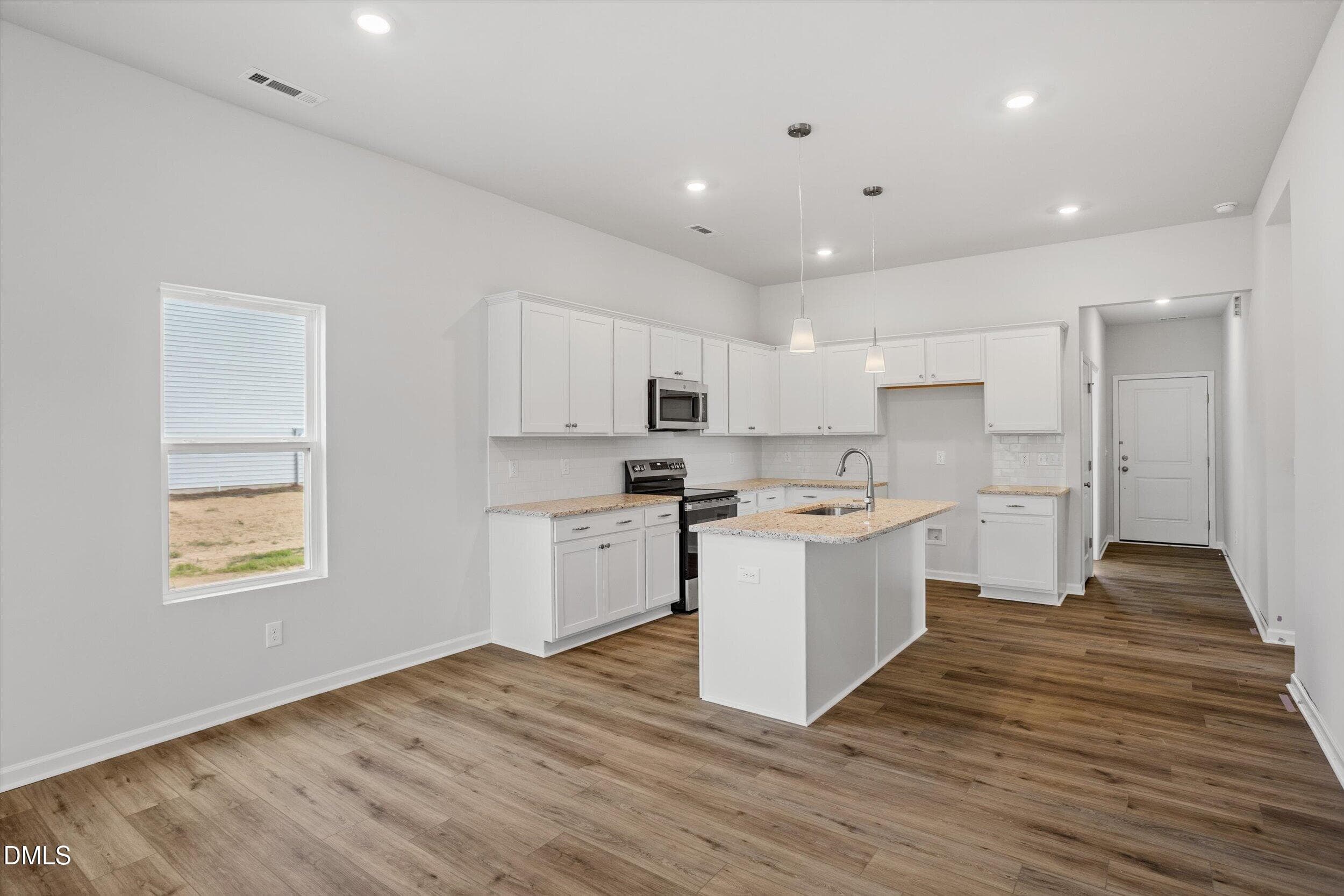 FMWeb10 - 204 Thomas Trail 56, Lillington, NC 27546