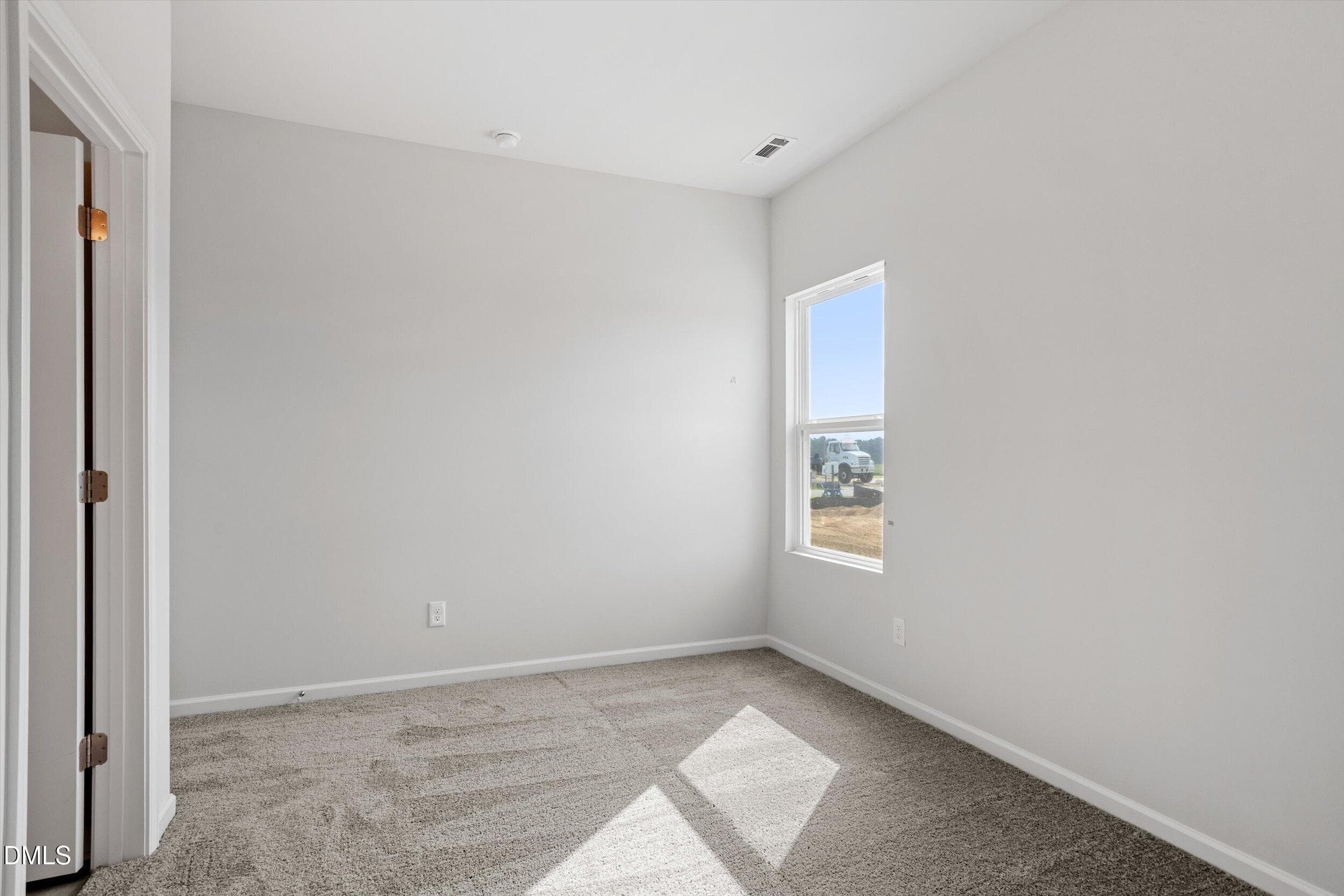 FMWeb23 - 204 Thomas Trail 56, Lillington, NC 27546