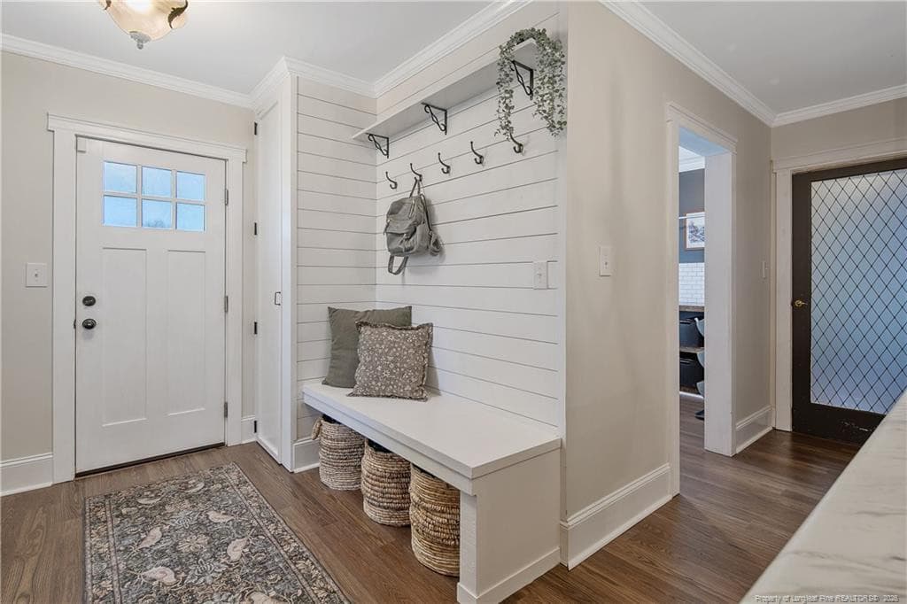 BUILT IN DROP ZONE SIDE DOOR ENTRY - 220 E David Parnell Street, Parkton, NC 28371