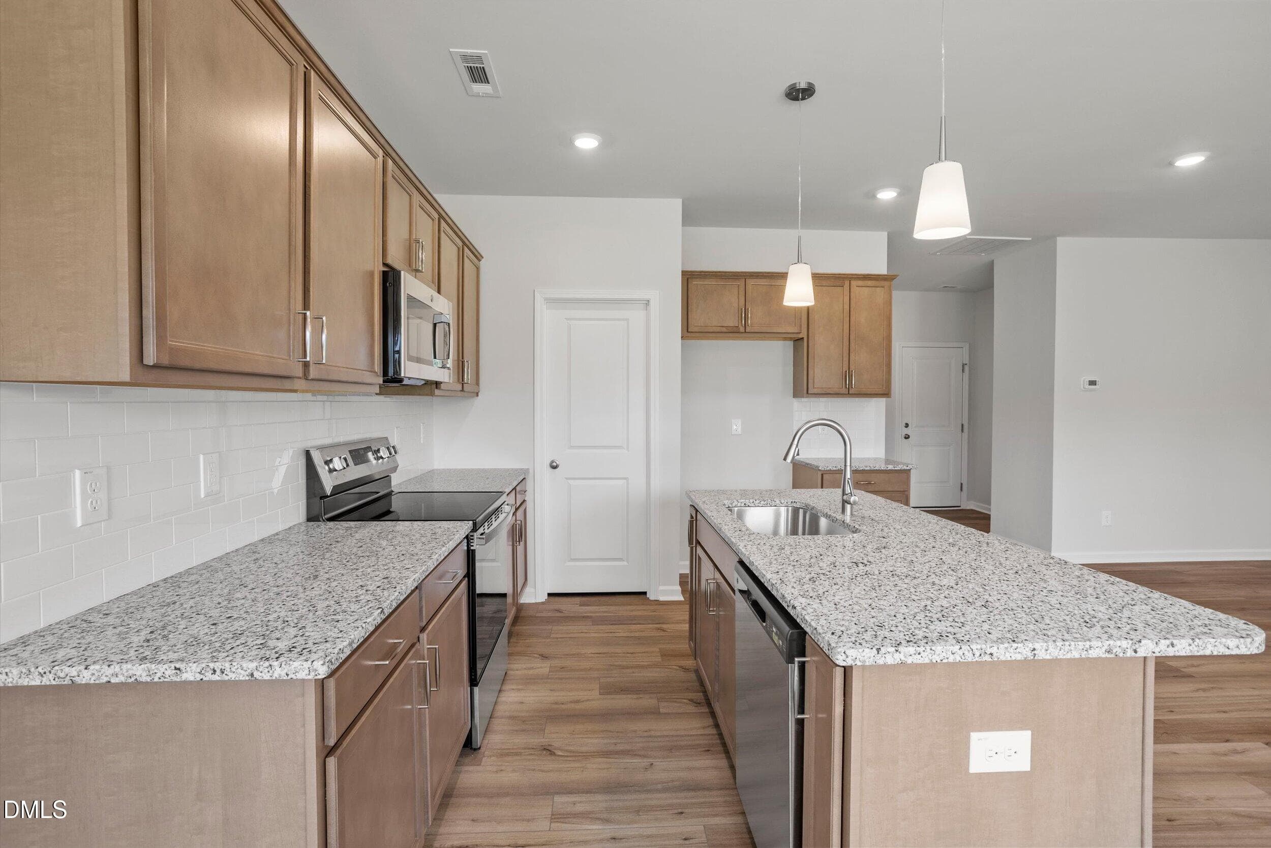 FMWeb12 - 188 Thomas Trail 57, Lillington, NC 27546