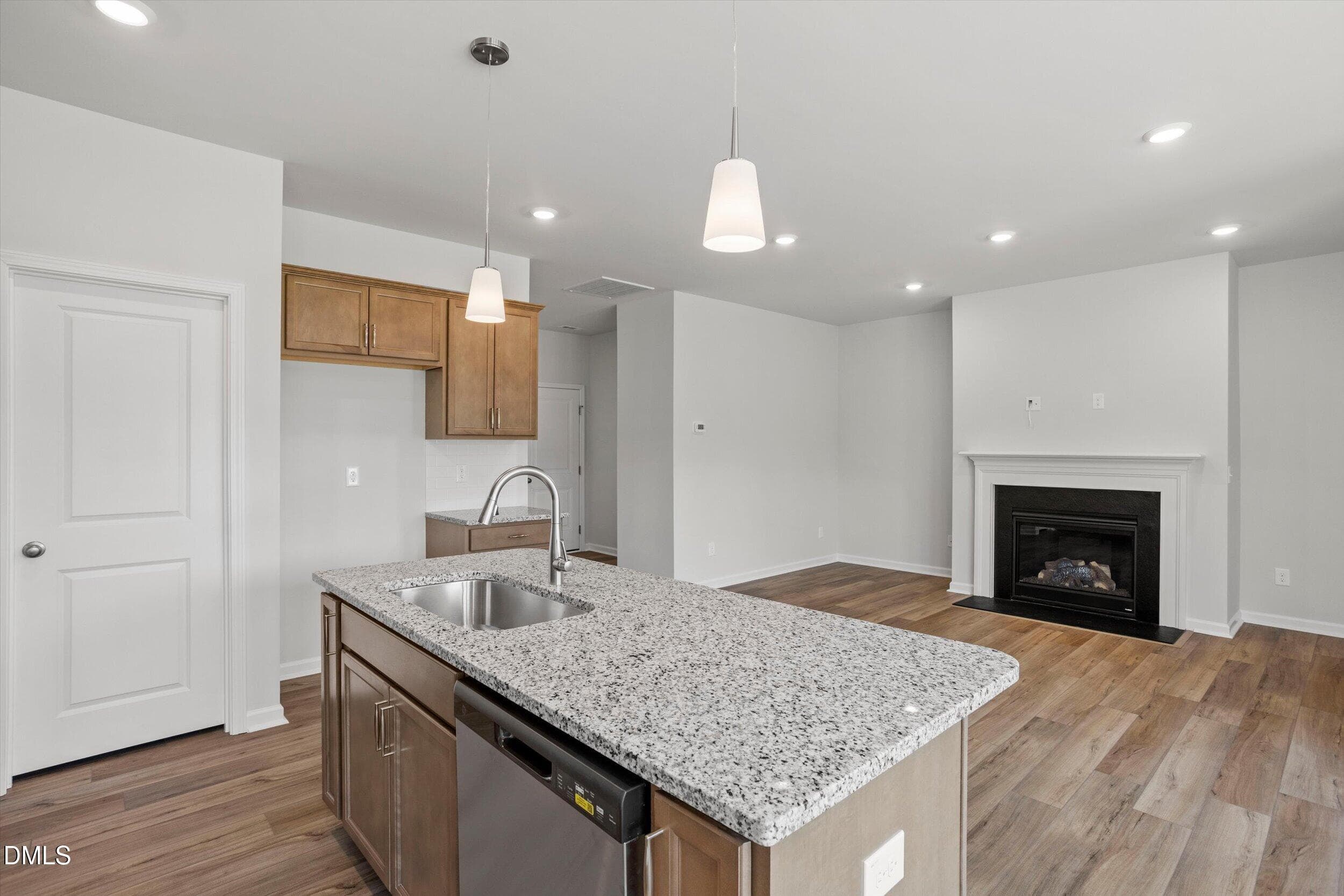 FMWeb13 - 188 Thomas Trail 57, Lillington, NC 27546