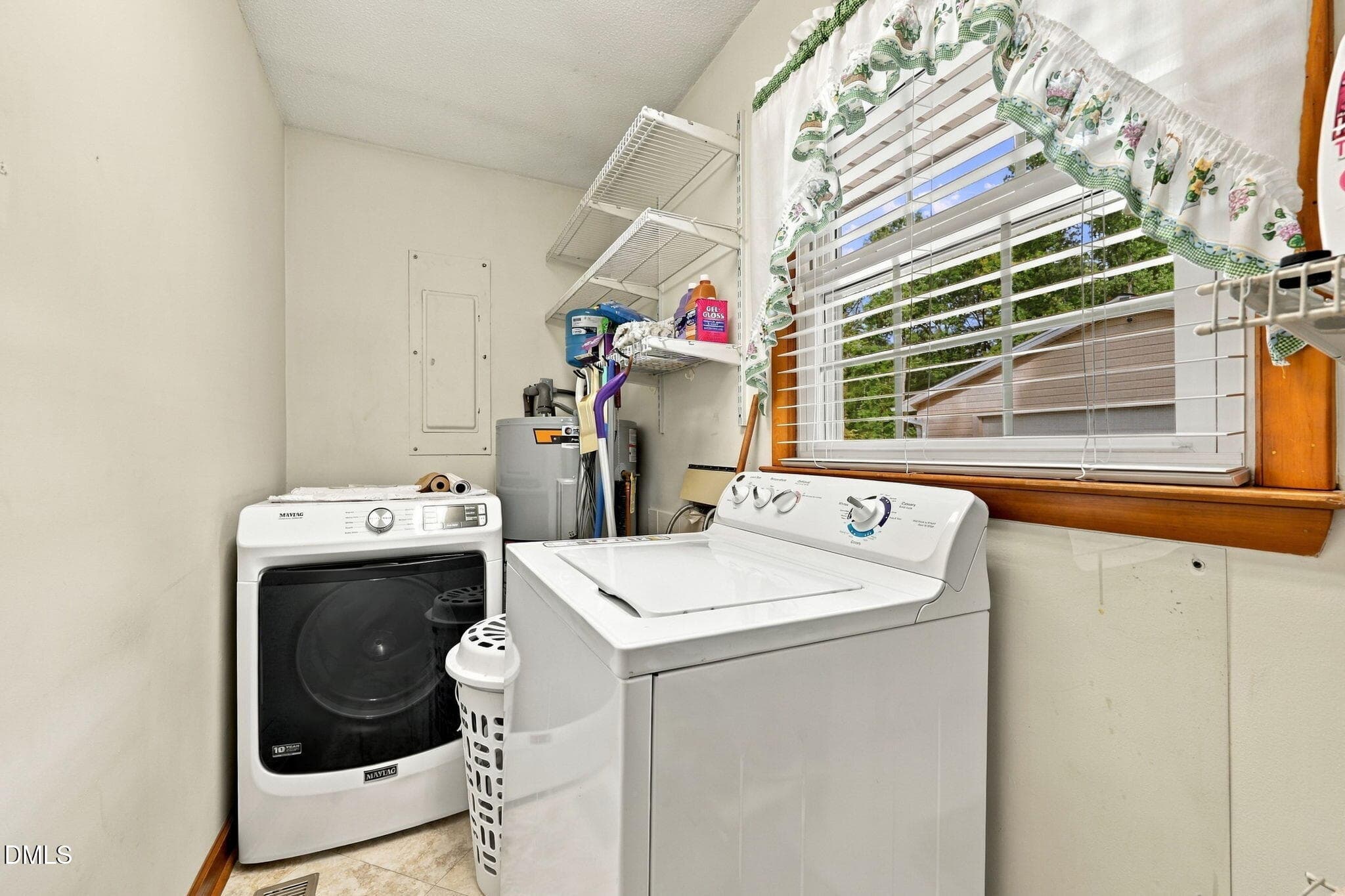 31-web-or-mls-IMG_0305_edit - 3911 Holder Road, Durham, NC 27703