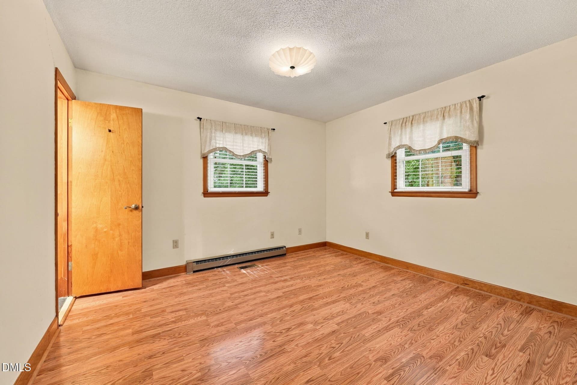 40-web-or-mls-IMG_0341 - 3911 Holder Road, Durham, NC 27703