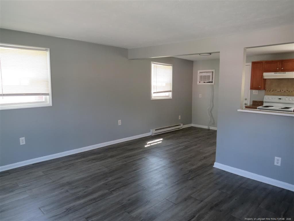 Photo 2 - 1909 King George Drive, Fayetteville, NC 28303