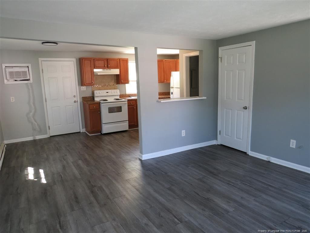 Photo 3 - 1909 King George Drive, Fayetteville, NC 28303