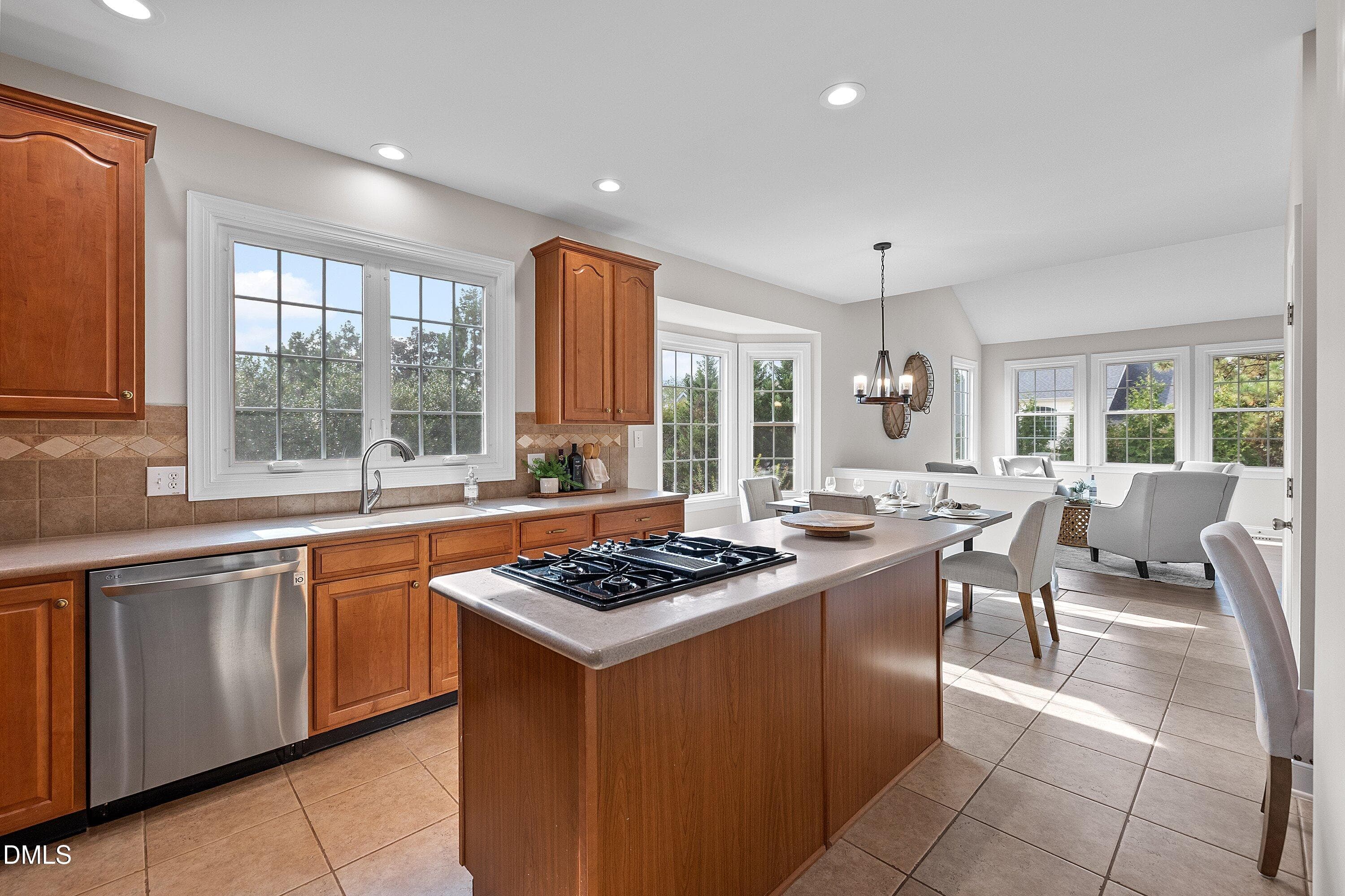 025-9113 Mission Hills _2338 - 9113 Mission Hills Court, Raleigh, NC 27617, Raleigh