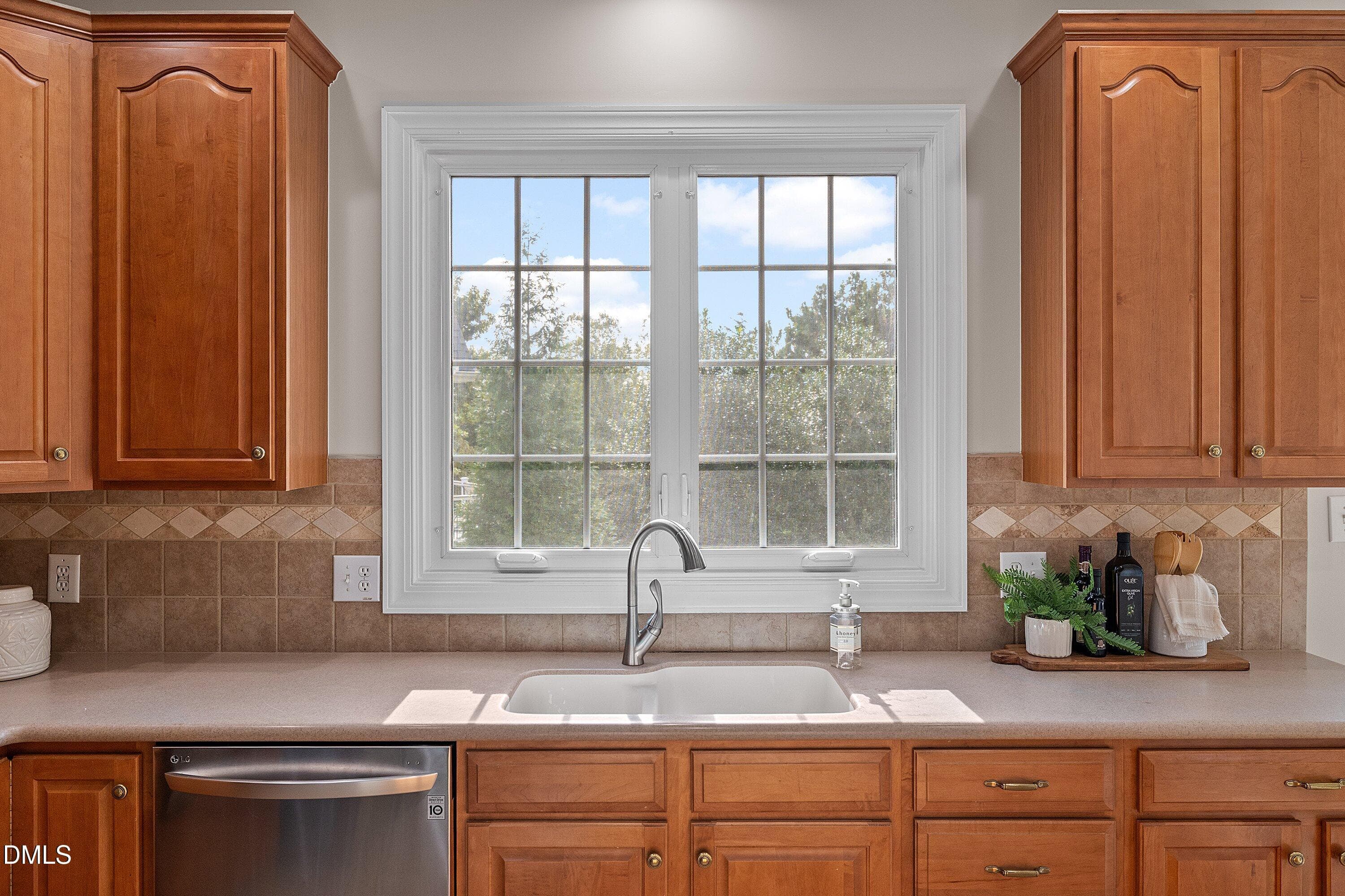 026-9113 Mission Hills _2343 - 9113 Mission Hills Court, Raleigh, NC 27617, Raleigh