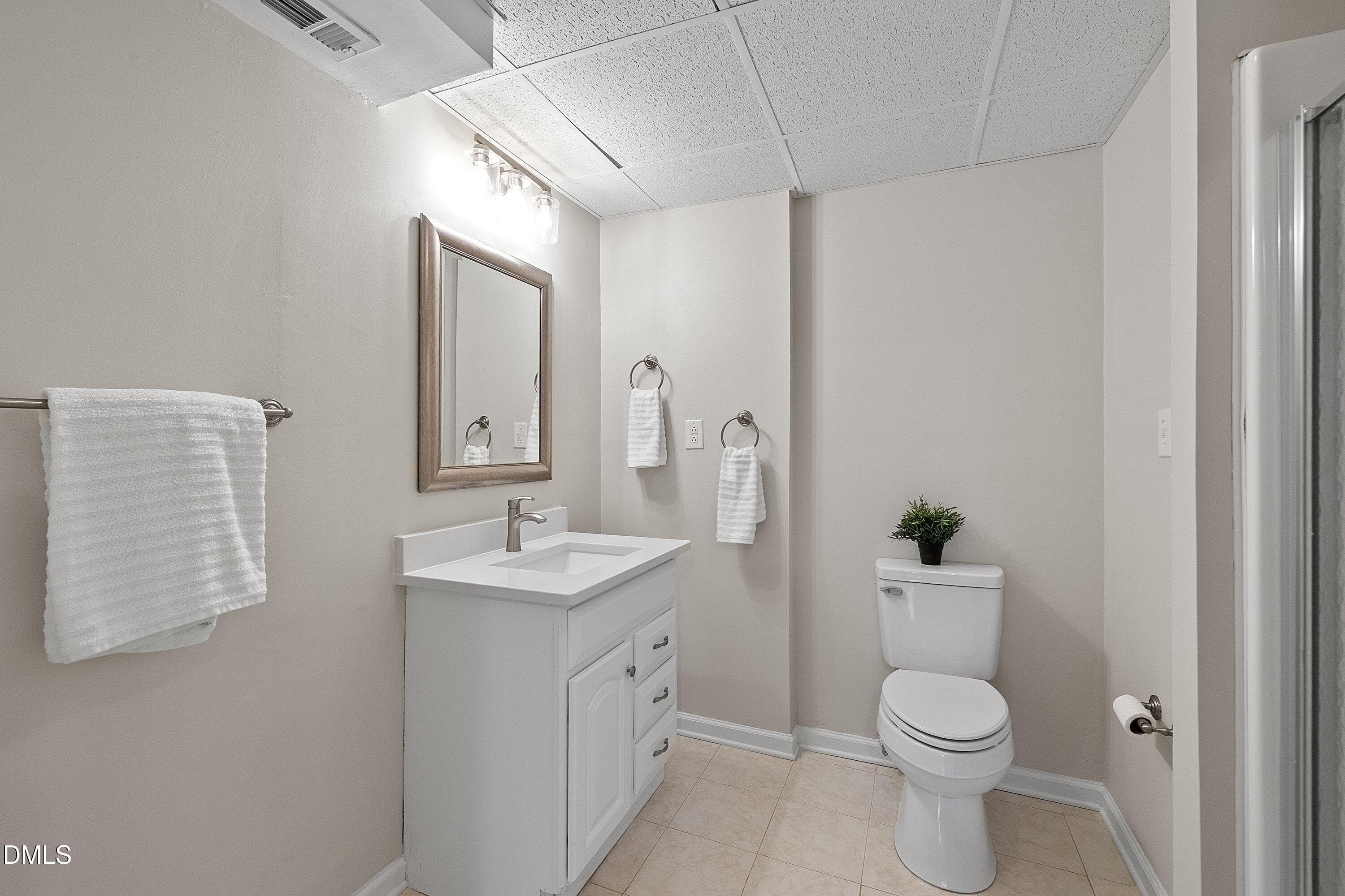 Lower Full Bath - 9113 Mission Hills Court, Raleigh, NC 27617, Raleigh