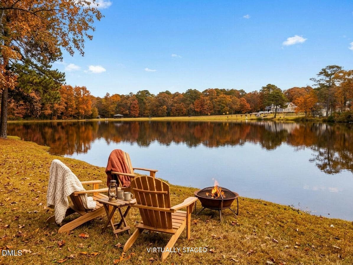 vs lake bonfire fall - 136 Kenneth Lane, Willow Springs, NC 27592